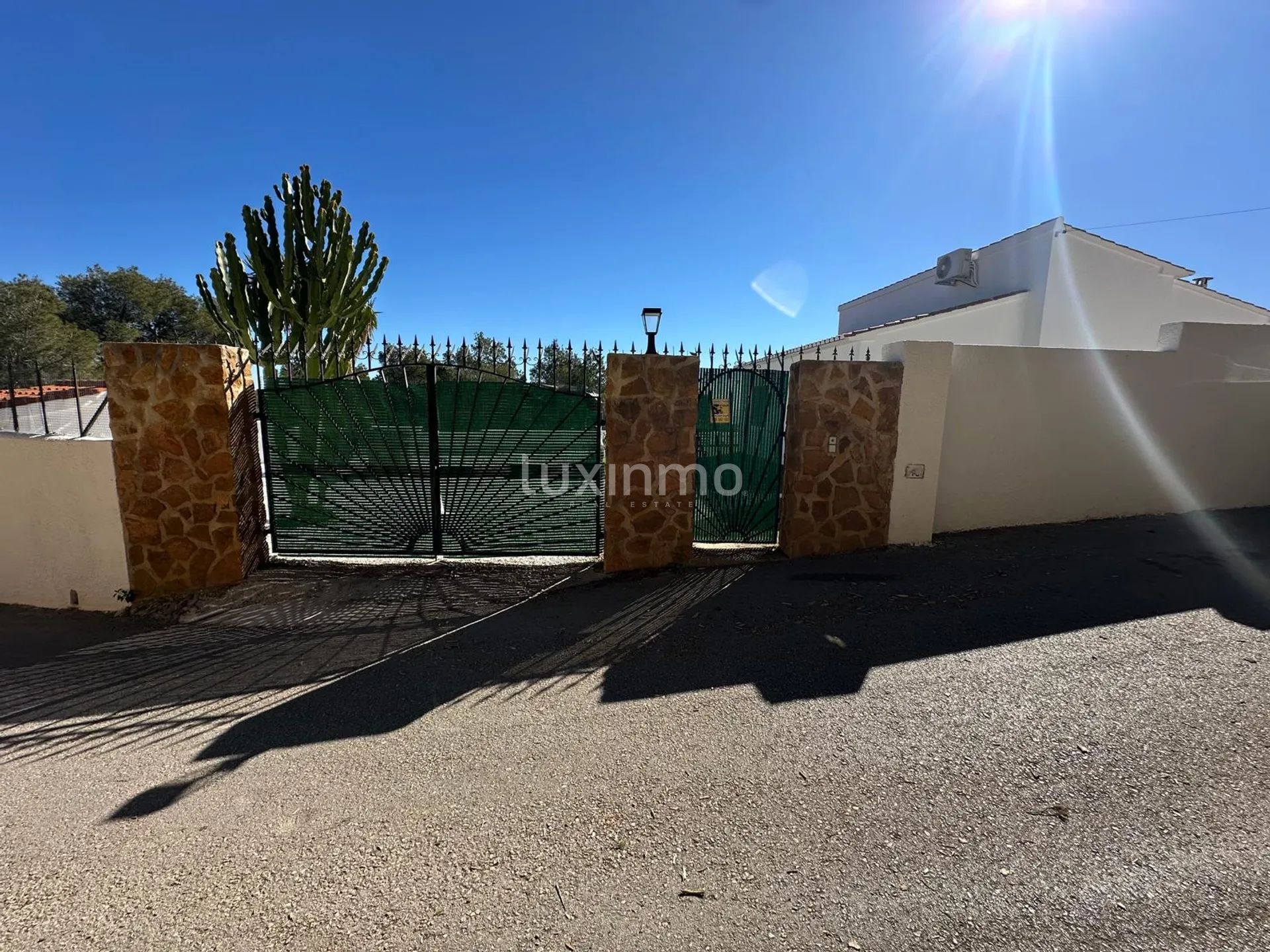 Renovated villa with sea views in Oltamar Calpe — photo 18