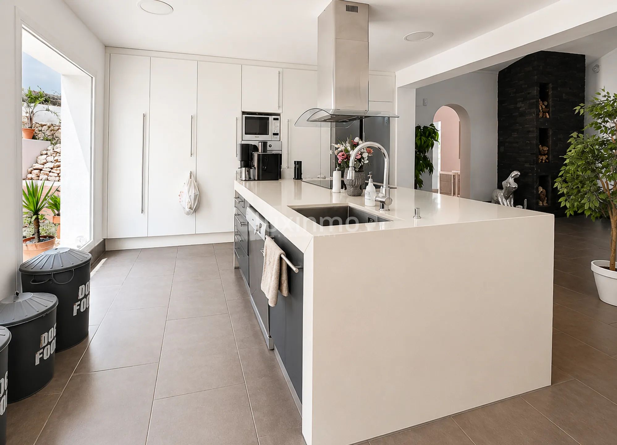 Mediterranean 5 bedroom villa with pool and panoramic sea views in Jávea — photo 12