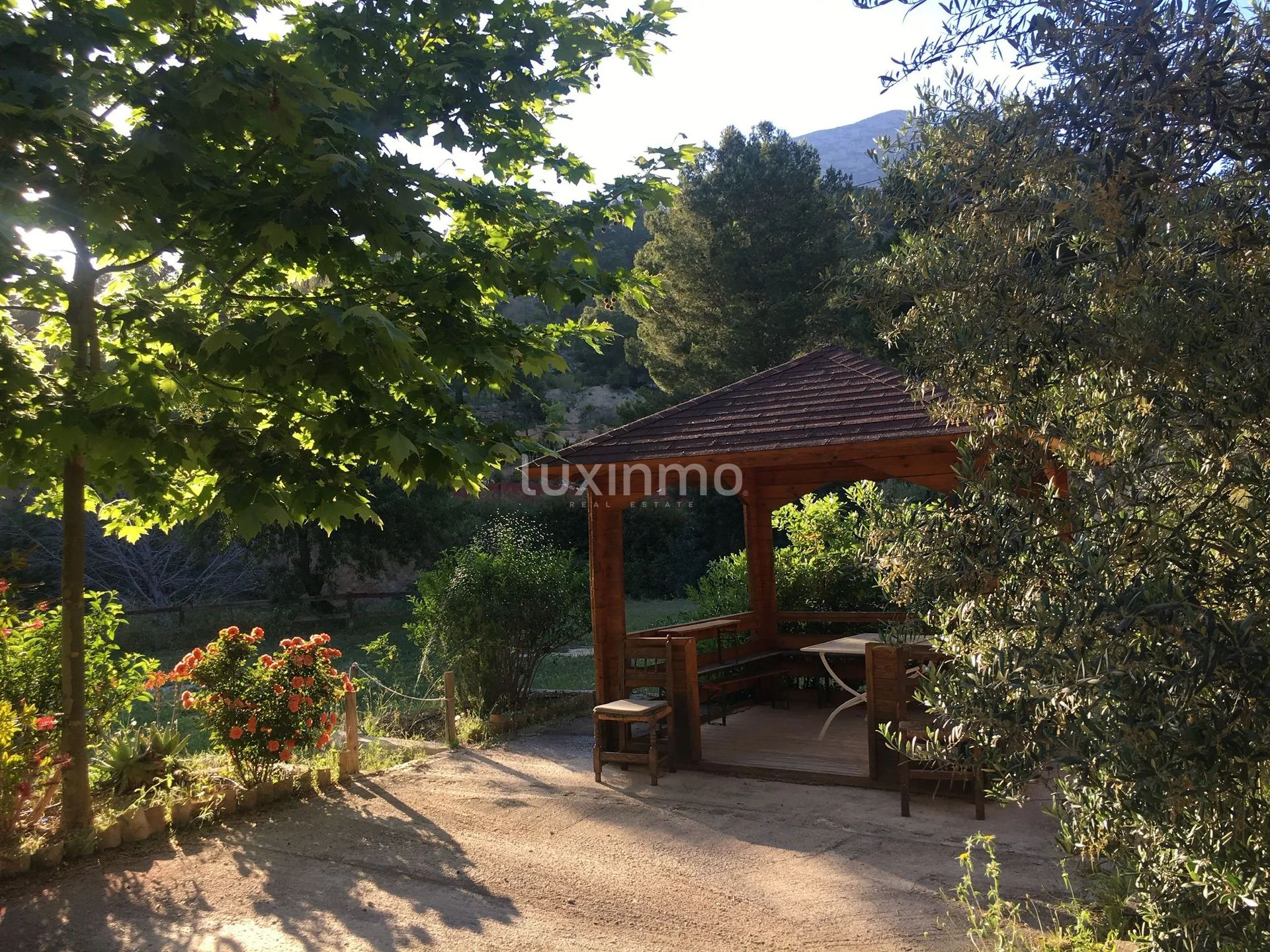 Finca and 2 wooden cabins for sale in Finestrat — photo 11