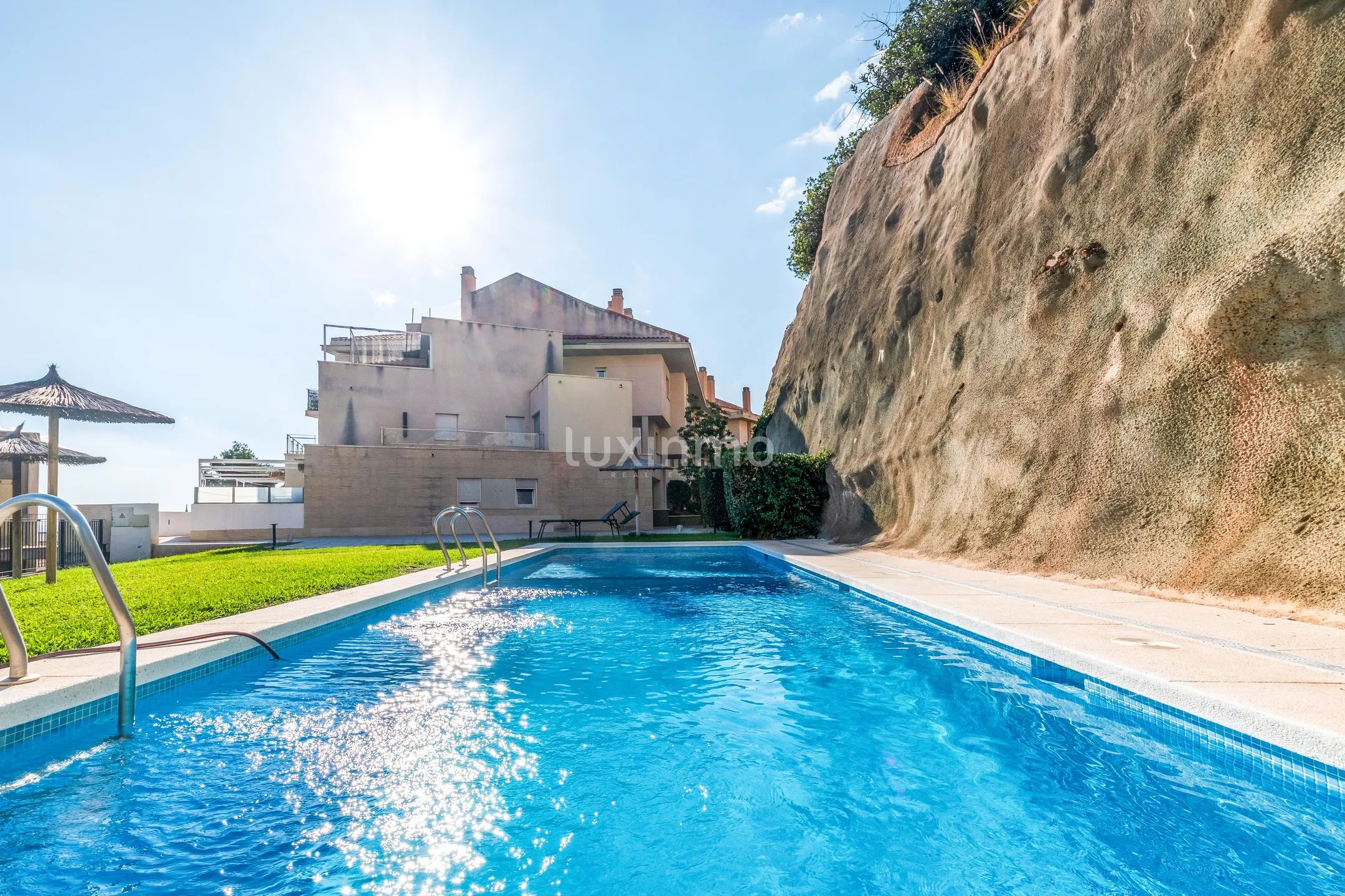 Apartment with sea views in Altea for rent — photo 2