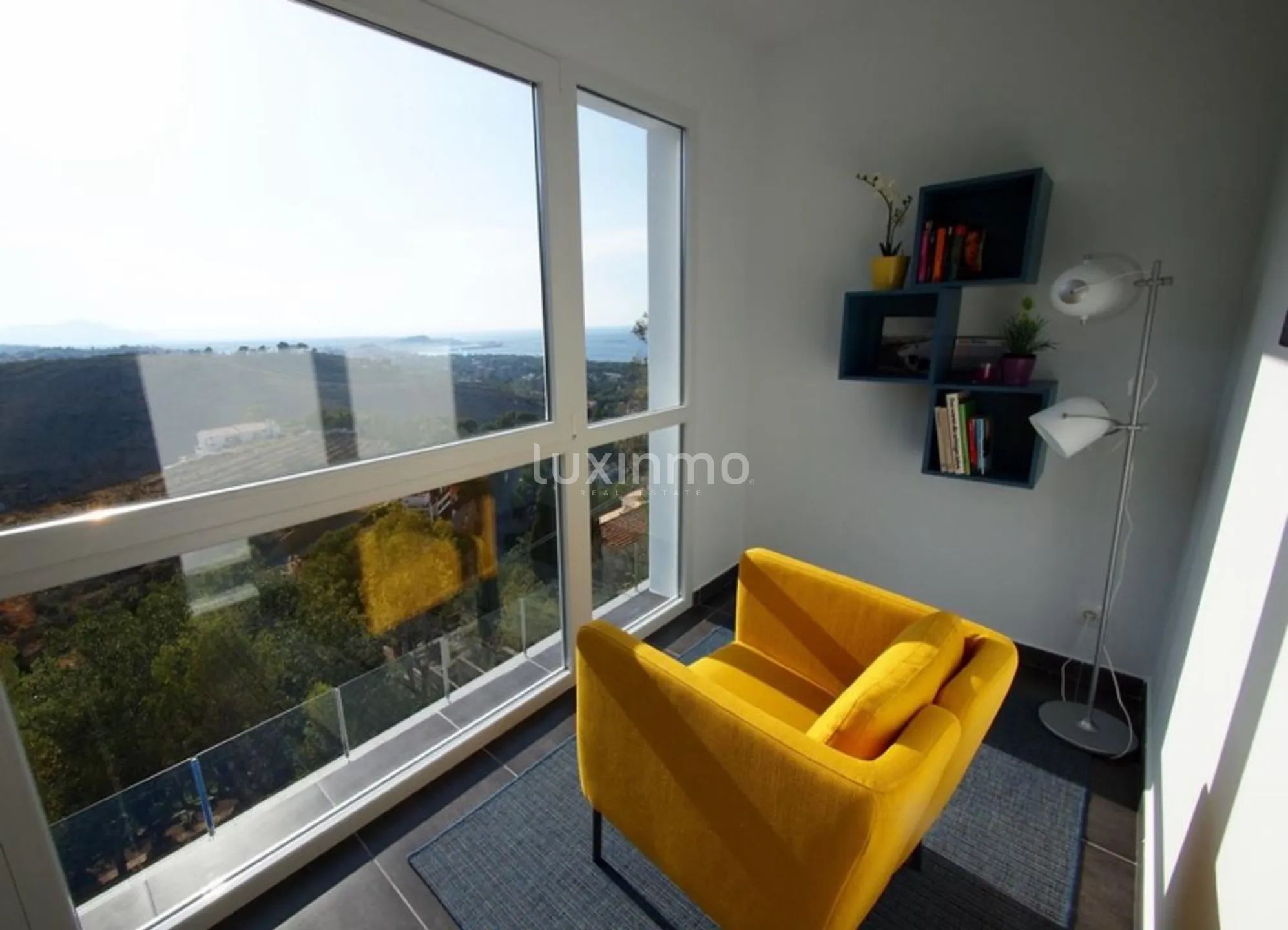 Renovated Villa with Sea Views and Private Pool in Las Rotas Dénia for sale — photo 19