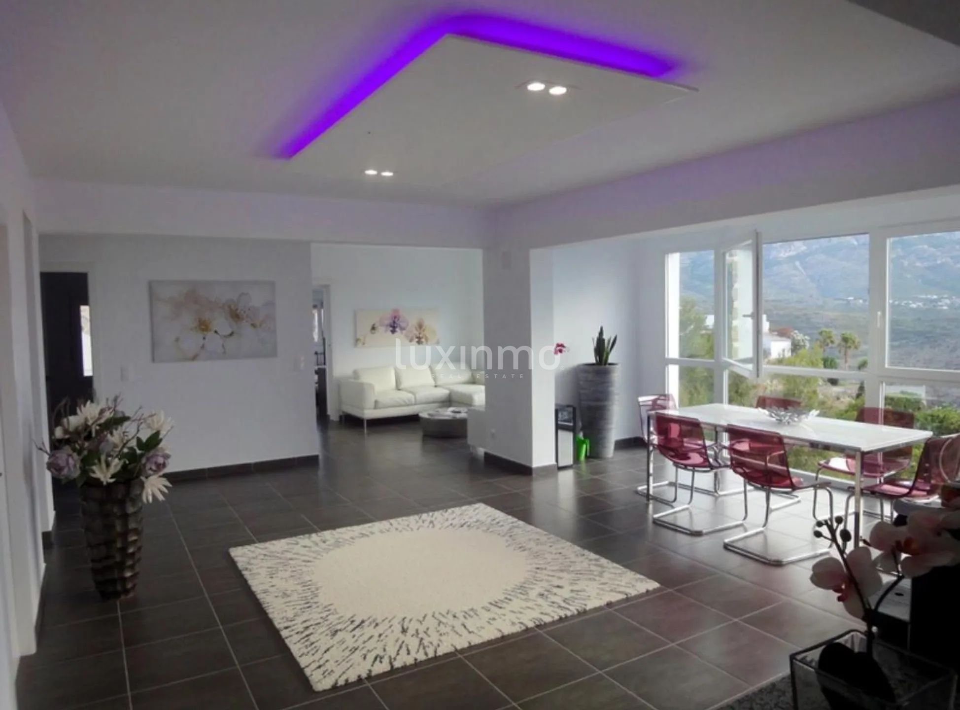 Renovated Villa with Sea Views and Private Pool in Las Rotas Dénia for sale — photo 11