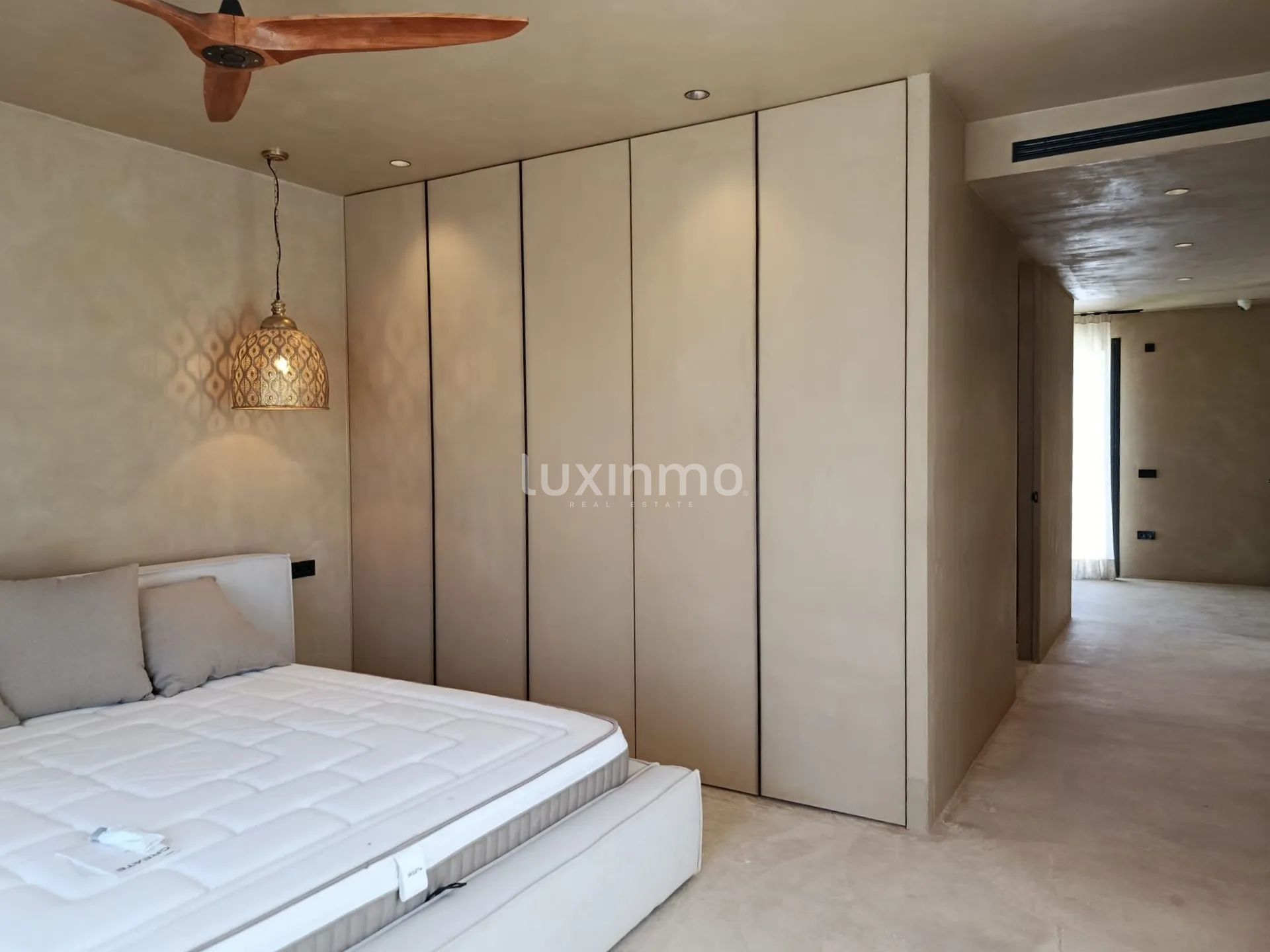 Schitterende nieuwe villa Ibiza stijl in Cala Compta met uitzicht op zee — photo 21