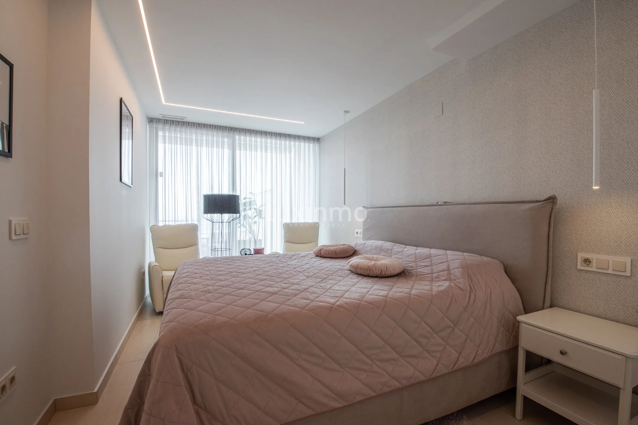 Penthouse with panoramic sea views in Altea — photo 10