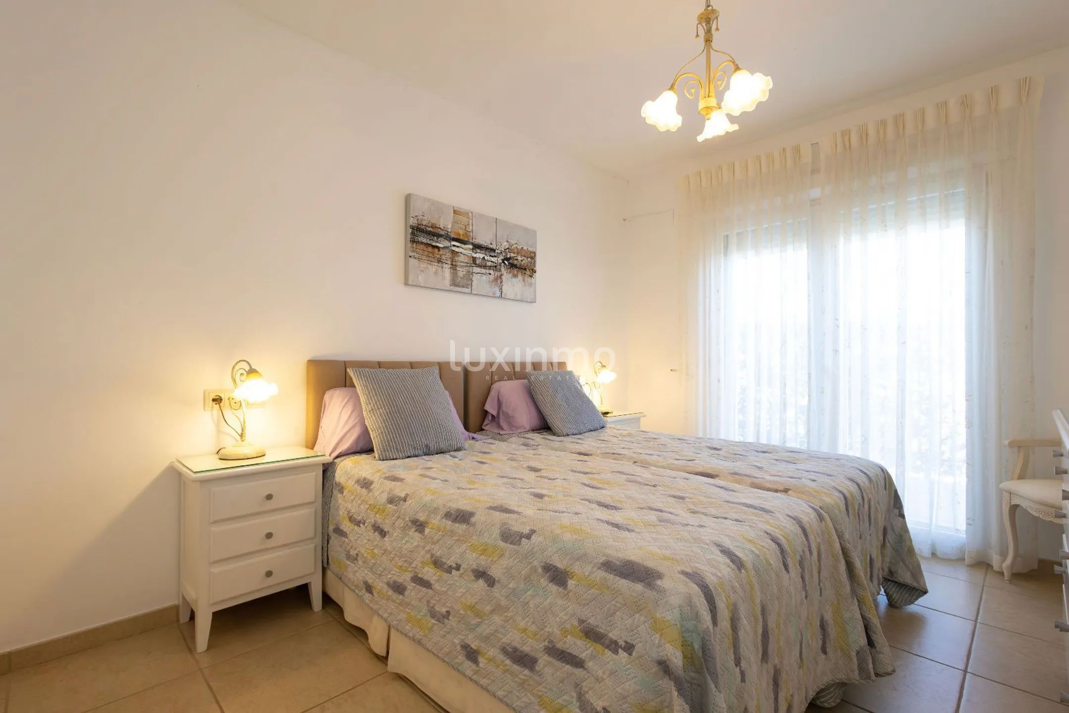Śródziemnomorska willa z czterema sypialniami, basenem i widokiem na morze w Jávea — photo 16