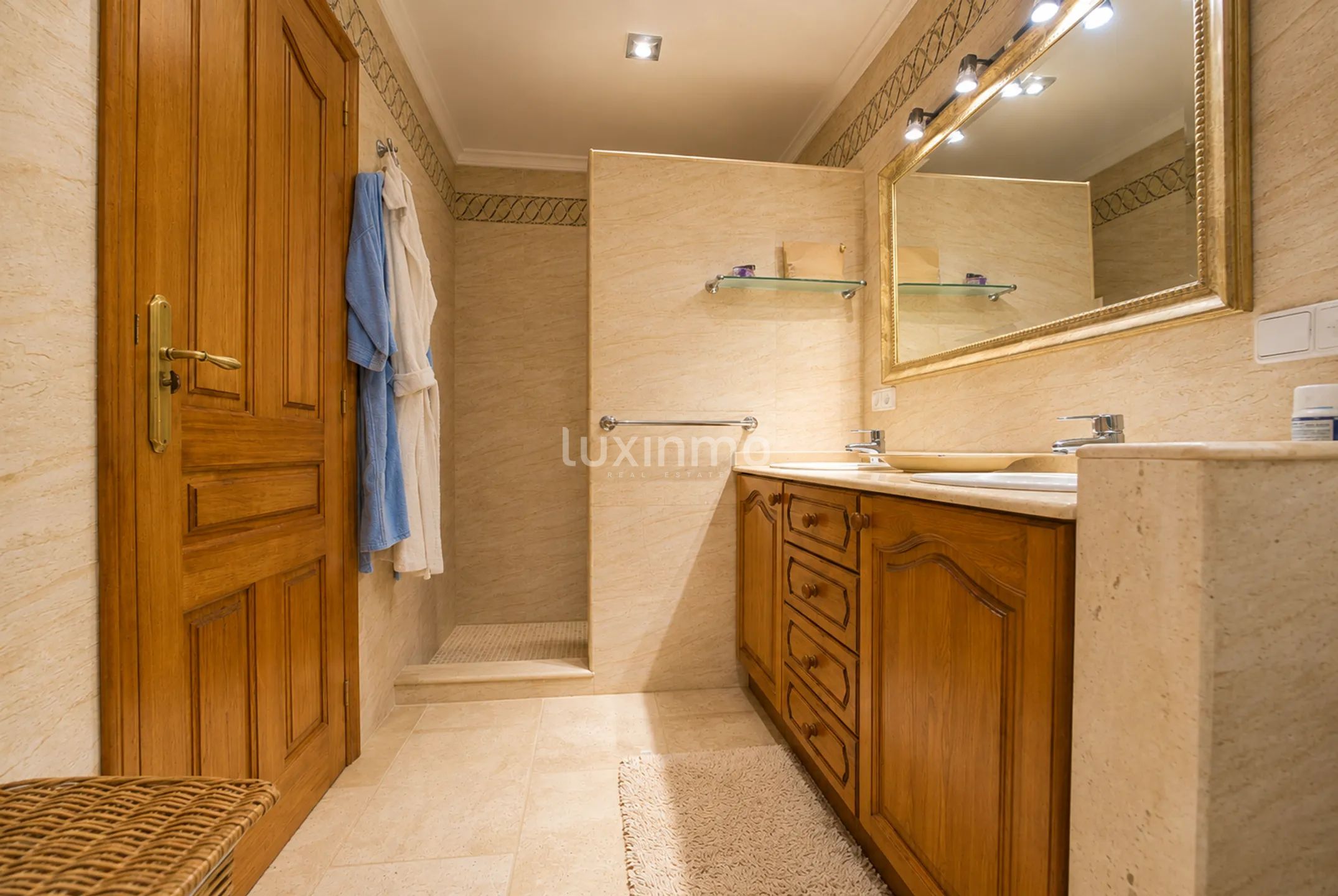 Mediterranean luxury villa with panoramic sea views — photo 26
