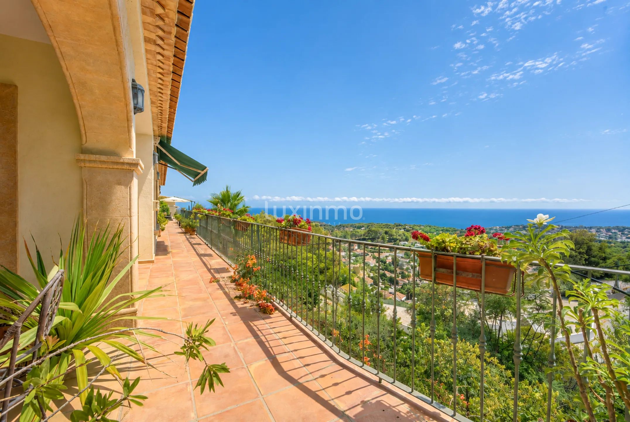 Mediterranean luxury villa with panoramic sea views — photo 3