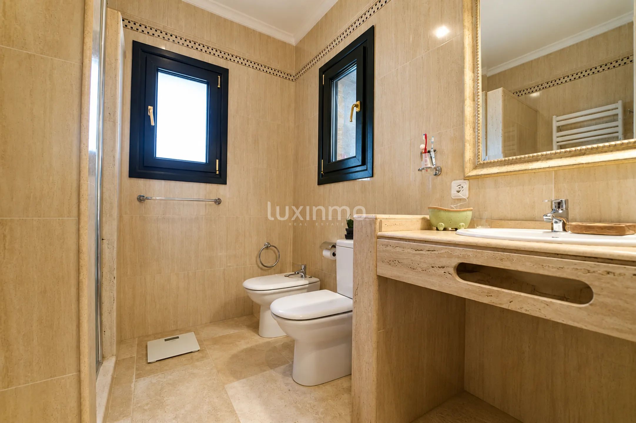 Mediterranean luxury villa with panoramic sea views — photo 17