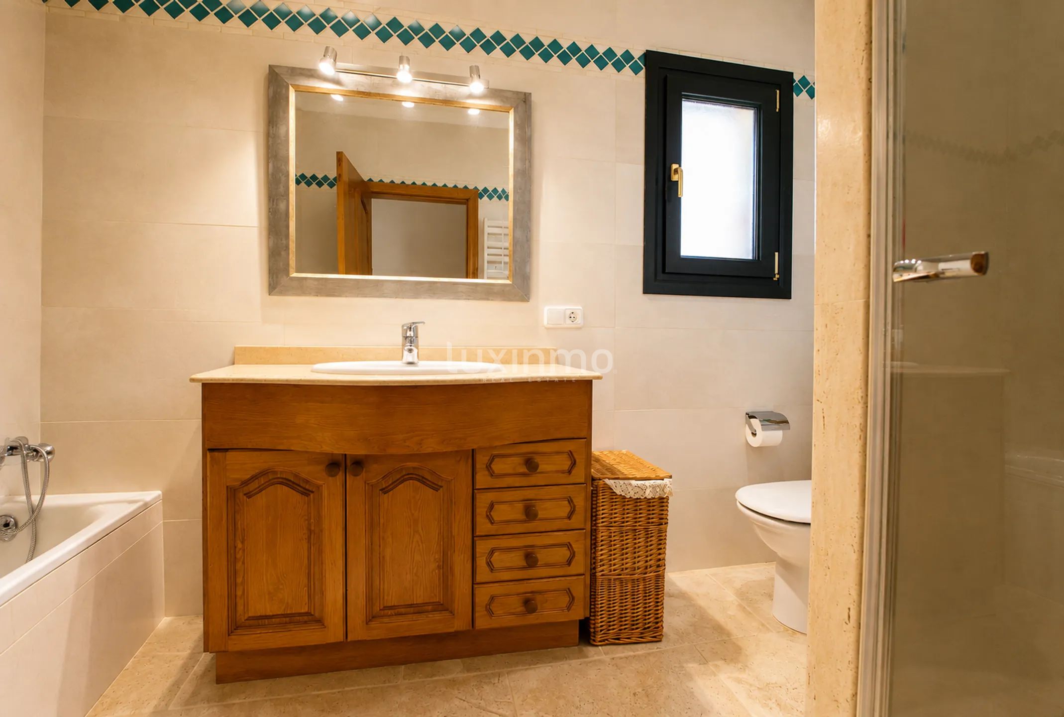 Mediterranean luxury villa with panoramic sea views — photo 9