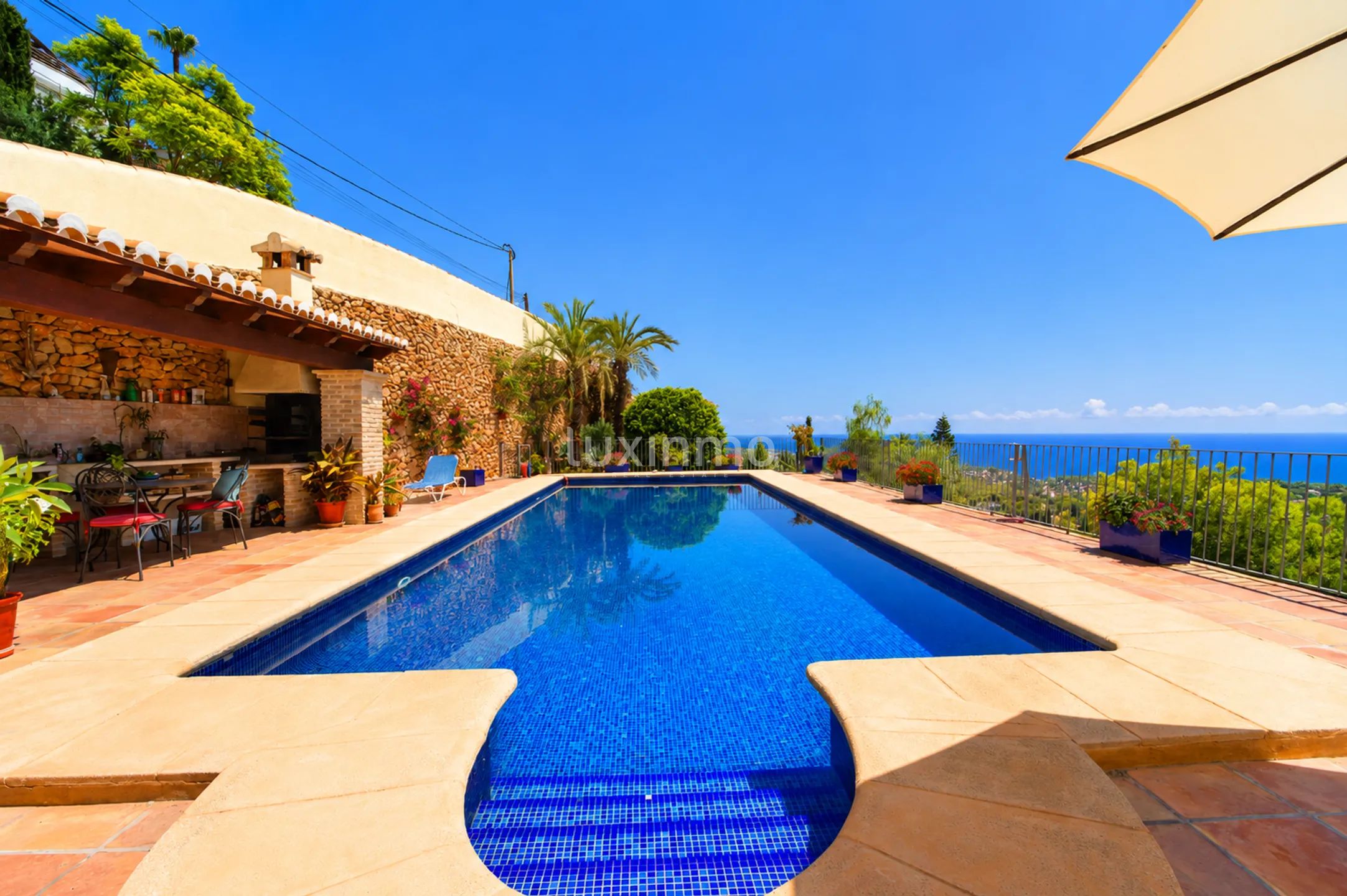 Mediterranean luxury villa with panoramic sea views — photo 39