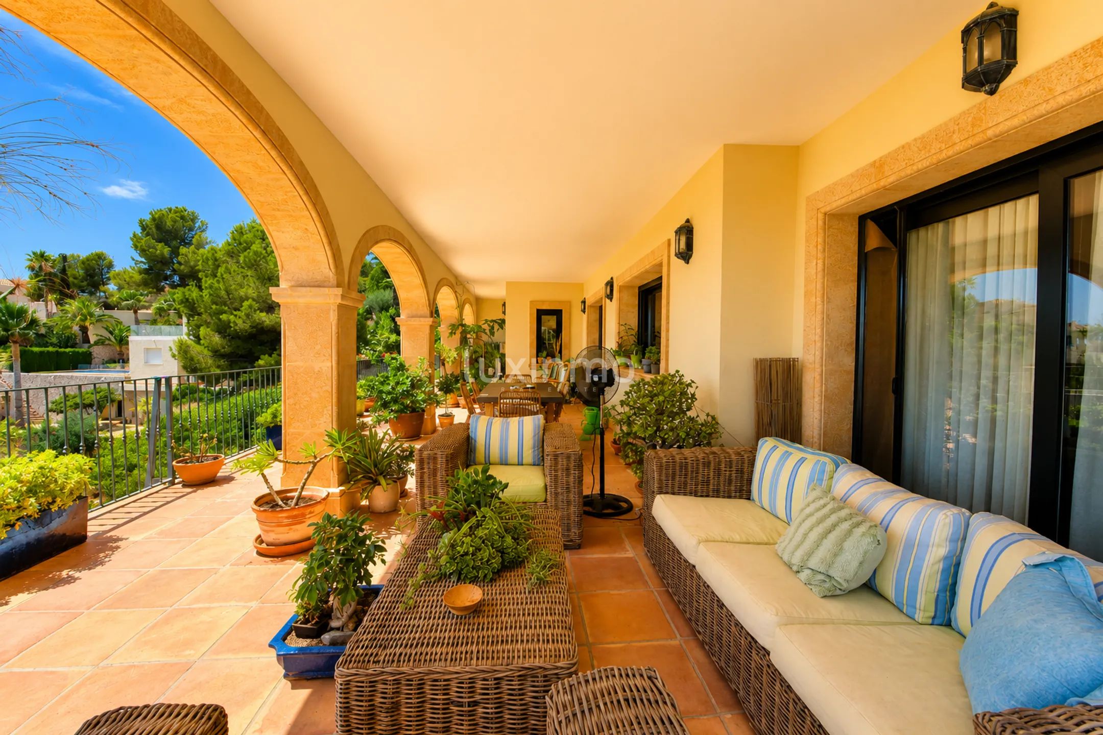 Mediterranean luxury villa with panoramic sea views — photo 45