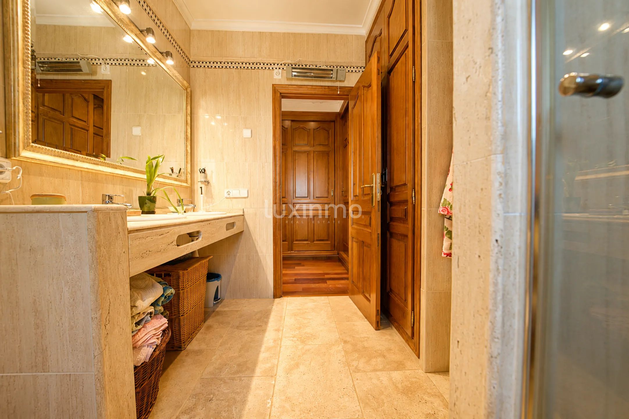 Mediterranean luxury villa with panoramic sea views — photo 16