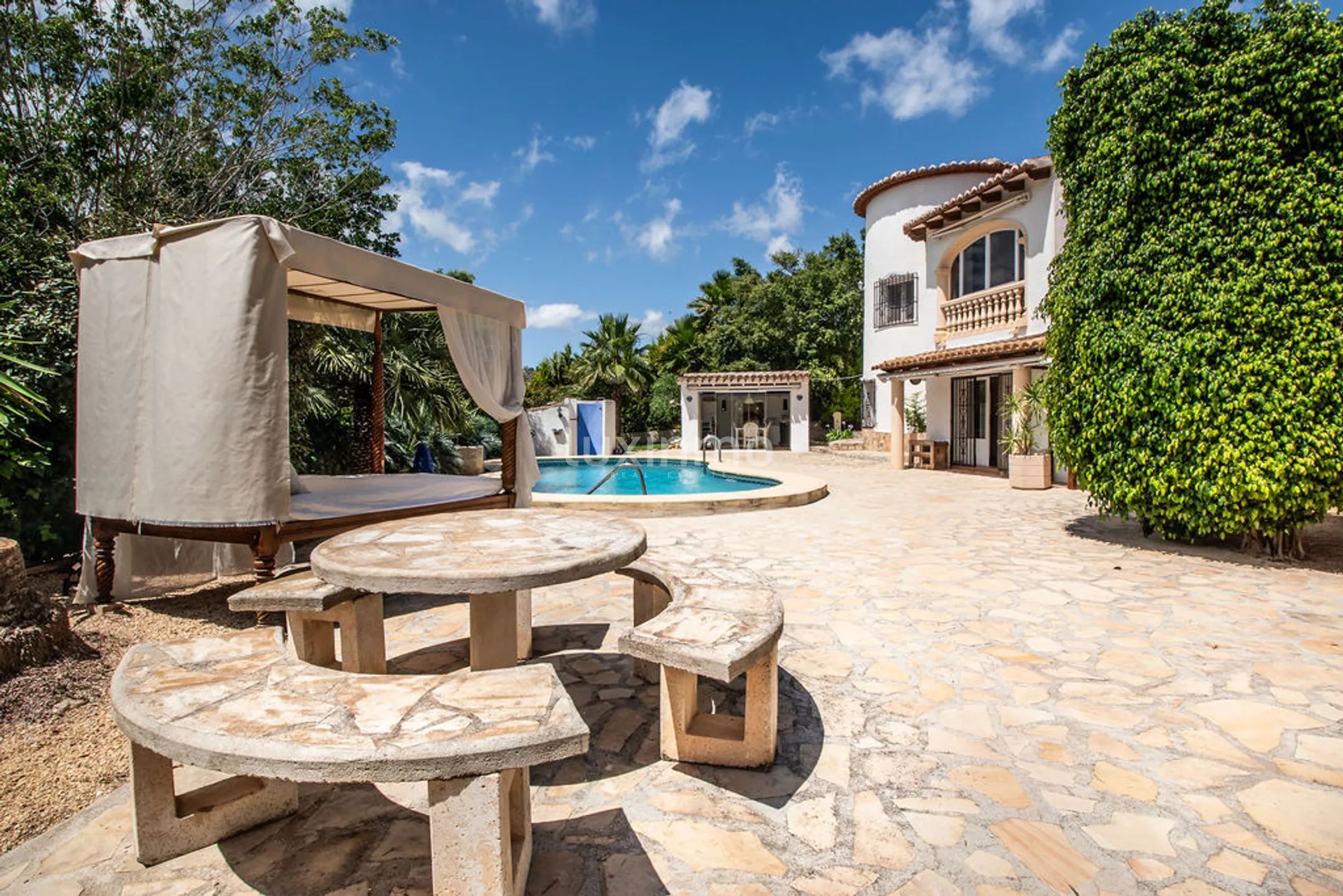 Villa med svømmebasseng, havutsikt og fullstendig privatliv i Jávea