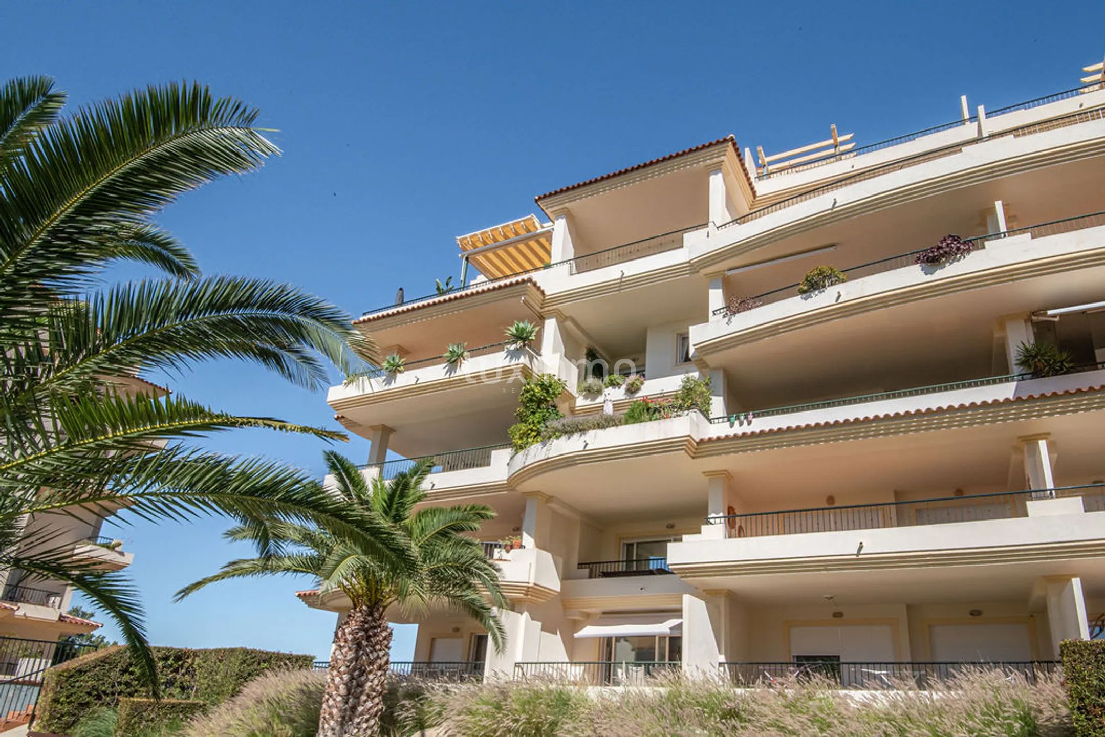 Mediterranean Duplex with Sea Views in Mascarat — photo 18