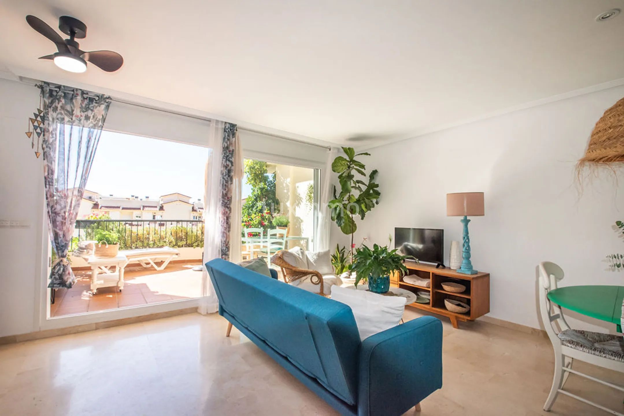 Mediterranean Duplex with Sea Views in Mascarat — photo 6