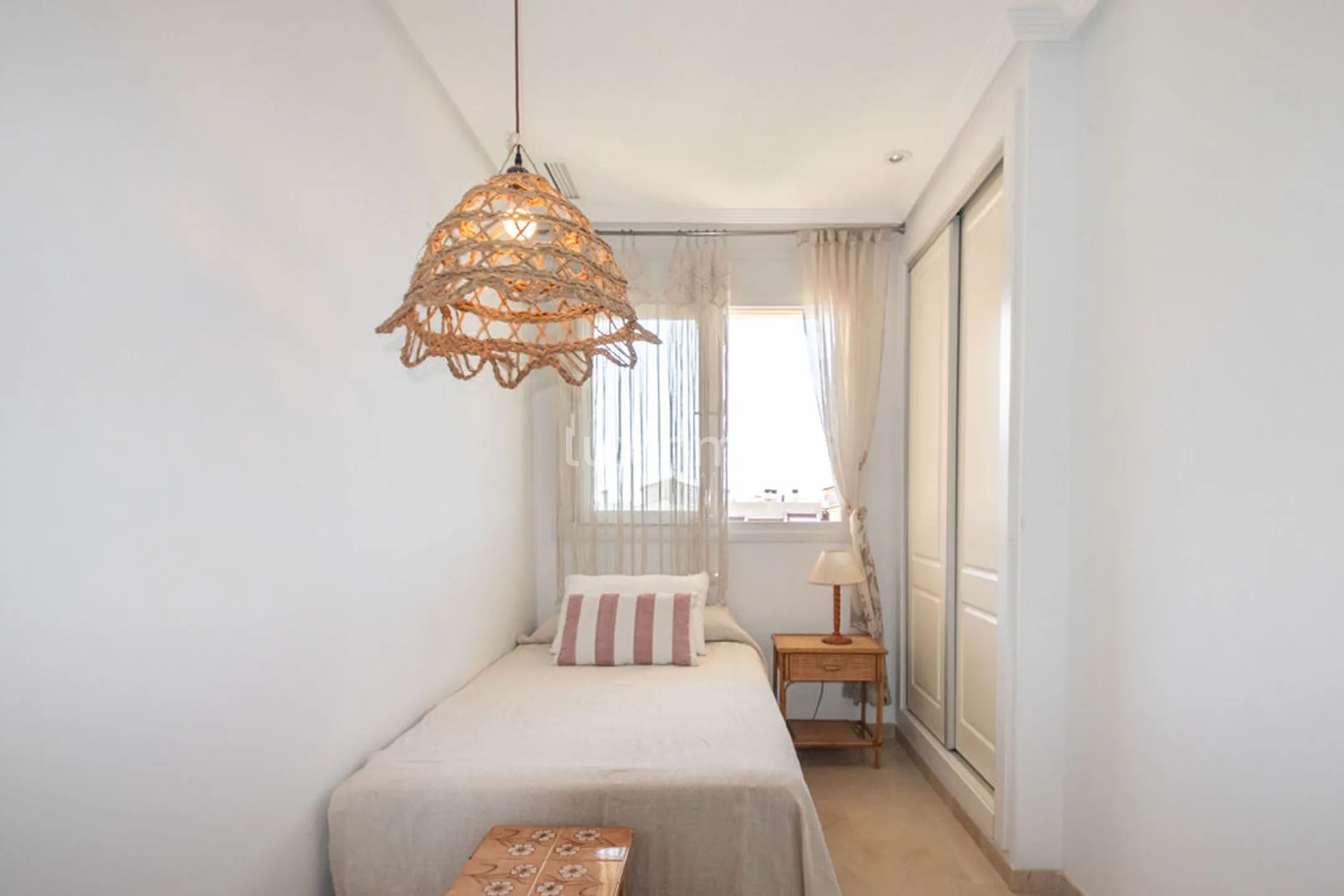 Mediterranean Duplex with Sea Views in Mascarat — photo 15