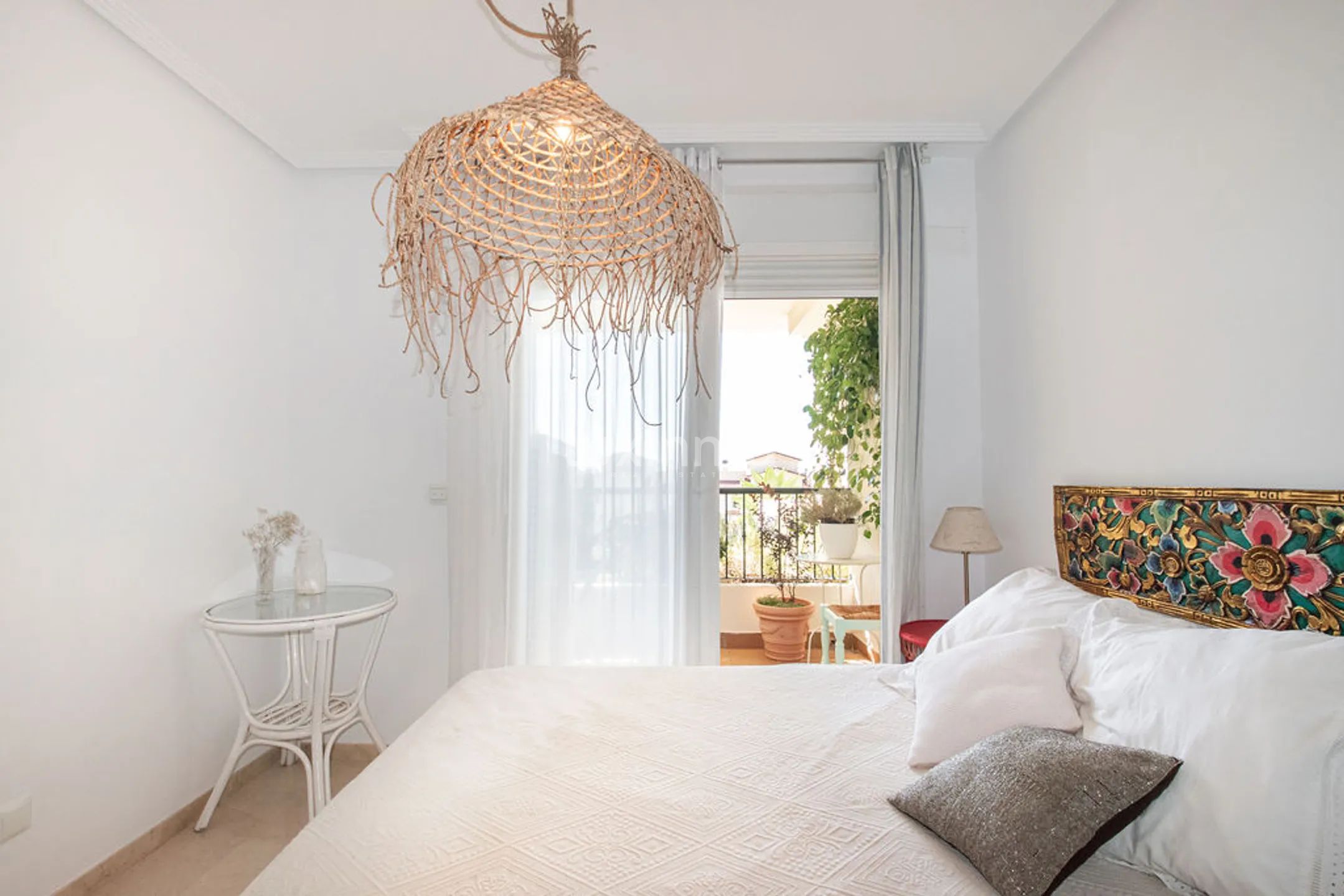 Mediterranean Duplex with Sea Views in Mascarat — photo 12