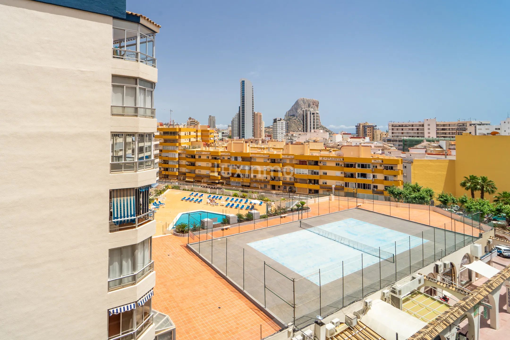 Modern 3-Bedroom Apartment in the Centre of Calpe — photo 17