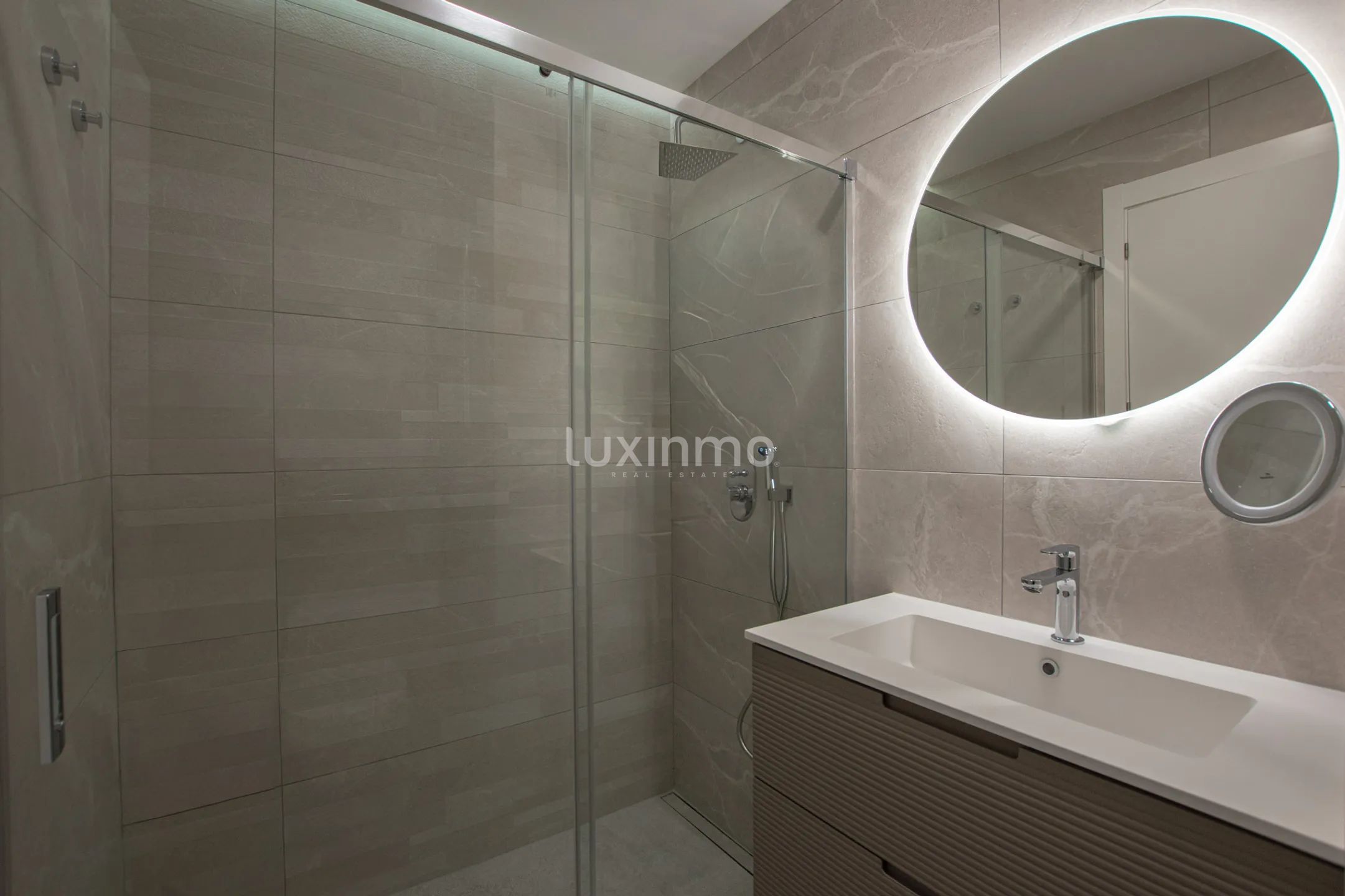 Modern flat with sea views to let in Calpe — photo 19
