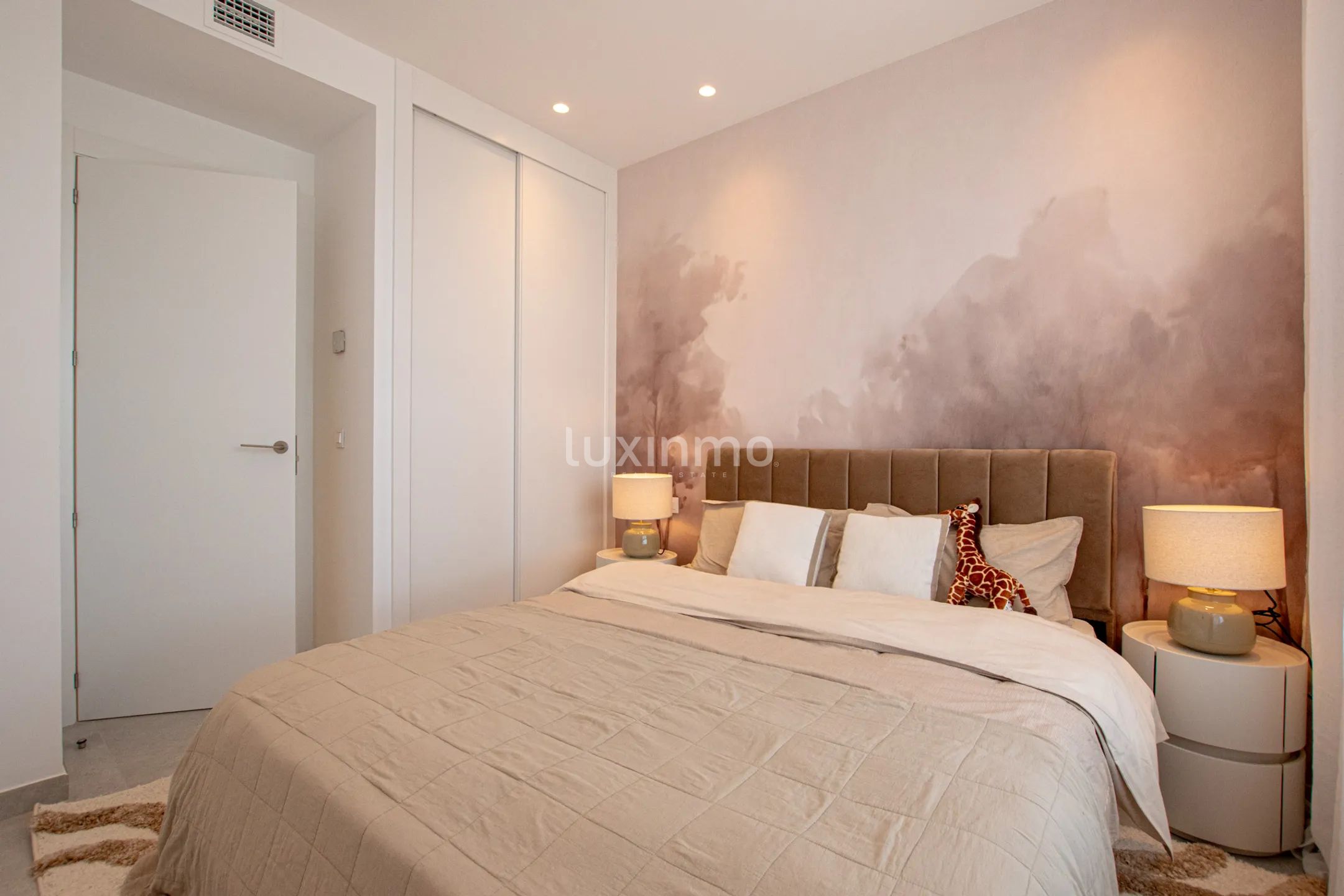Modern flat with sea views to let in Calpe — photo 10
