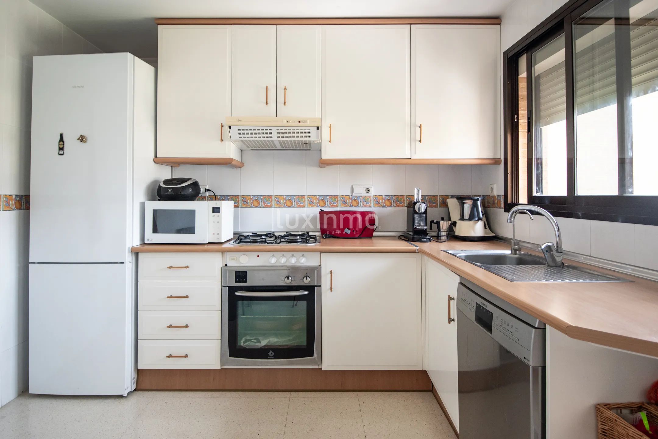 Cosy 2 bedroom flat with sea views in Poniente Beach, Benidorm — photo 7