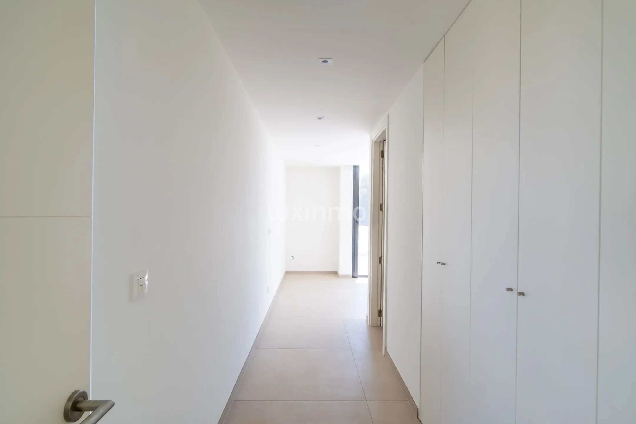 Na sprzedaż: nowoczesna willa o luksusowym wykończeniu w Javea — photo 16