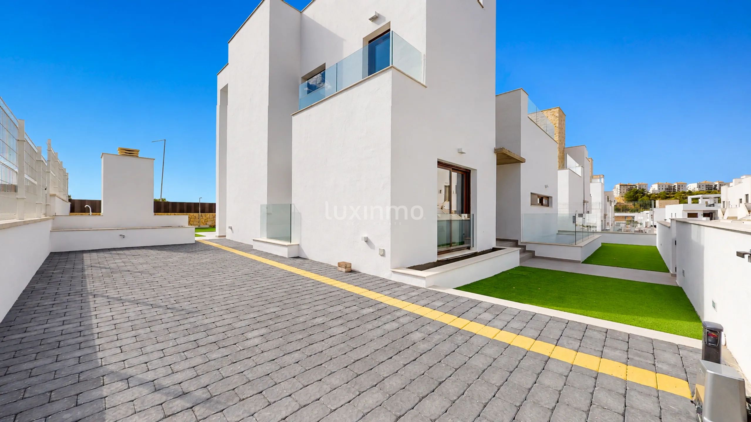 Moderne nybygd villa med 5 soverom og svømmebasseng i Finestrat — photo 14