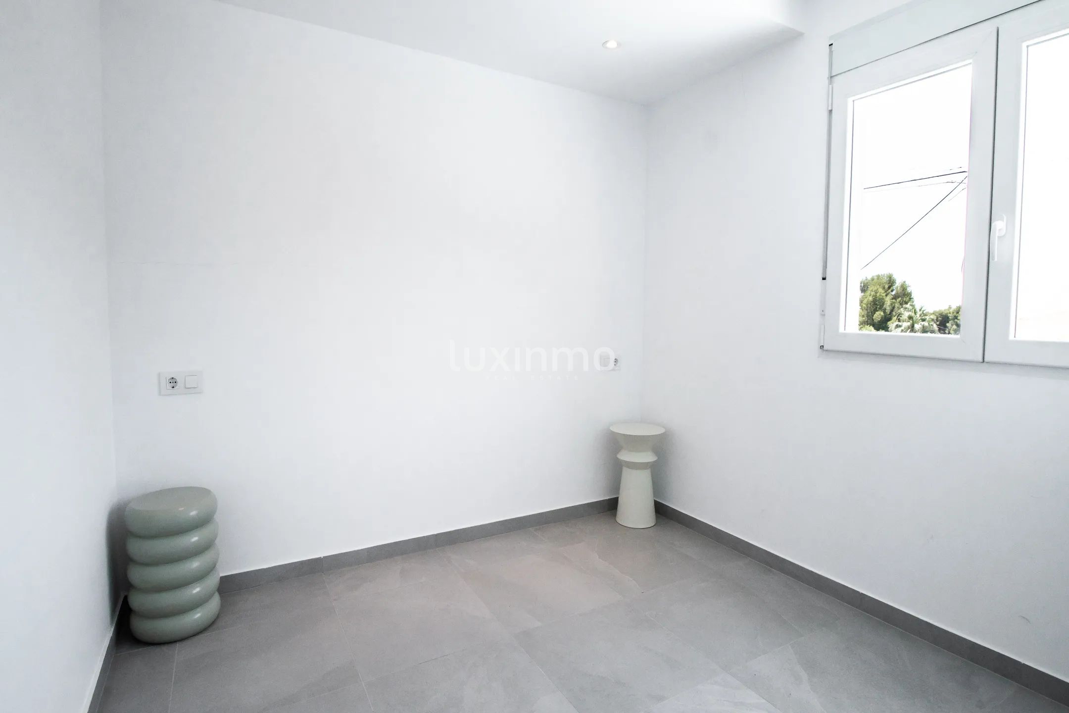 Detached 2-bedroom villa with independent studio and pool for rent in Altea — photo 10