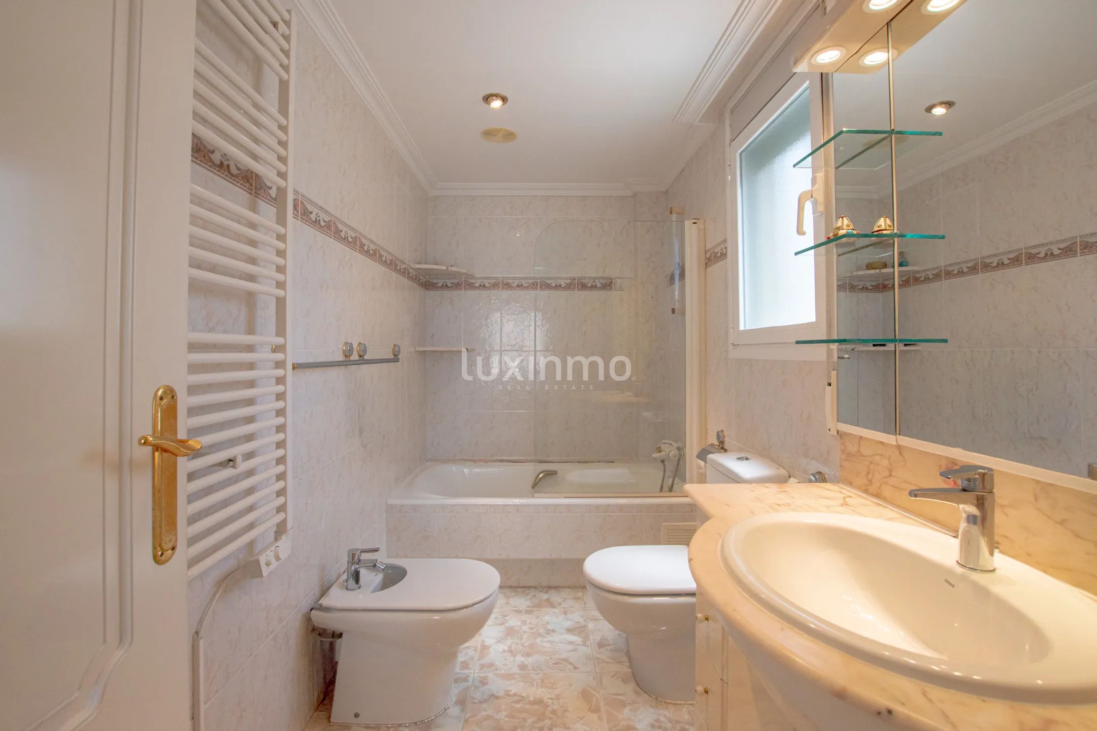 Mediterranean style seafront flat to let in Calpe — photo 14