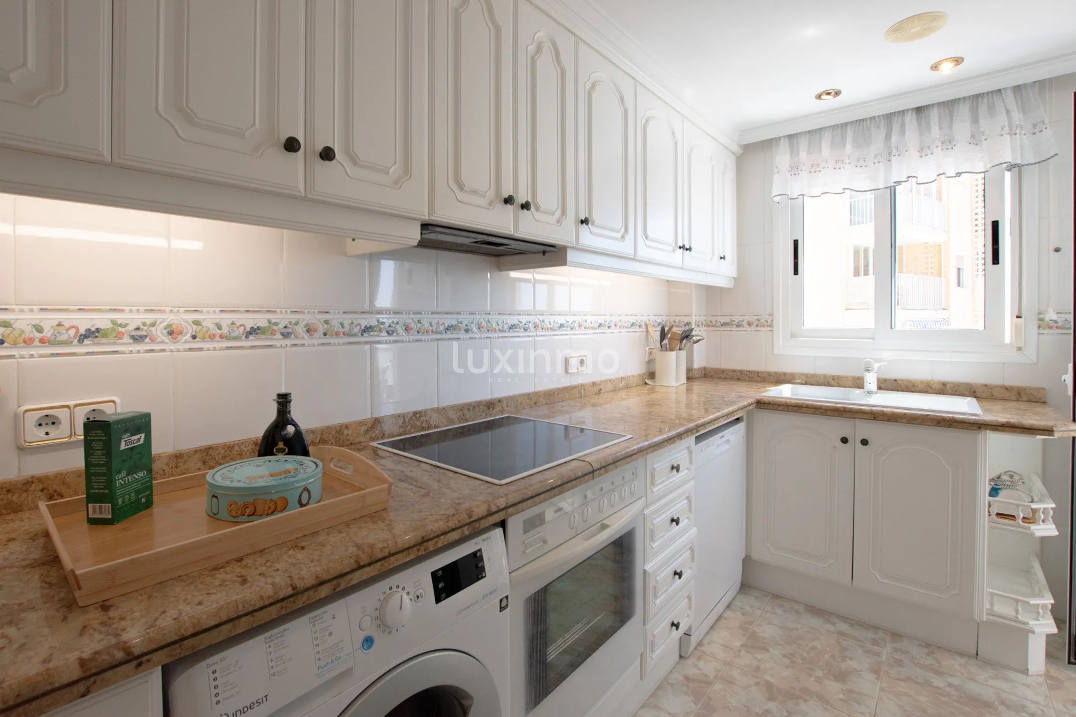 Mediterranean style seafront flat to let in Calpe — photo 6