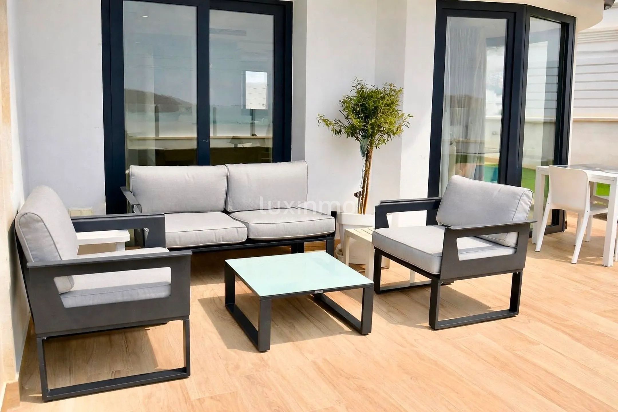 Modern sea view duplex with private pool in Finestrat — photo 14