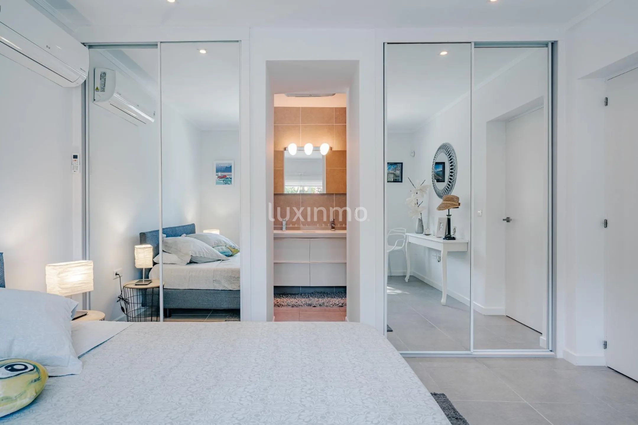 Moderne Villa mit Gästewohnung und Panoramablick auf das Meer in Calpe — photo 15