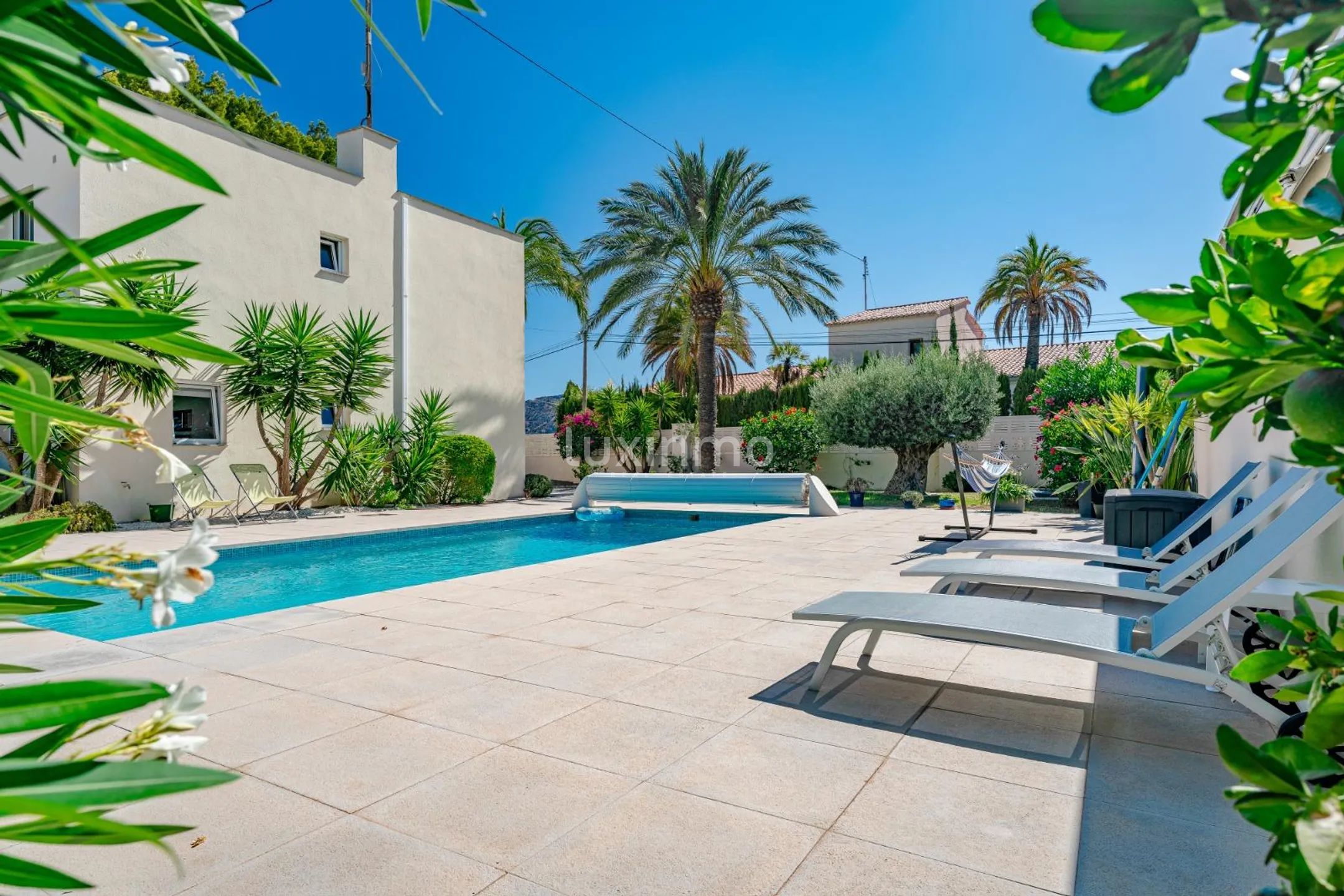 Moderne Villa mit Gästewohnung und Panoramablick auf das Meer in Calpe — photo 37