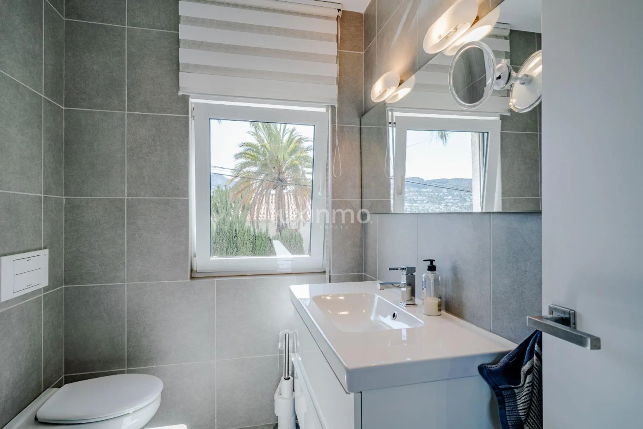 Moderne Villa mit Gästewohnung und Panoramablick auf das Meer in Calpe — photo 17