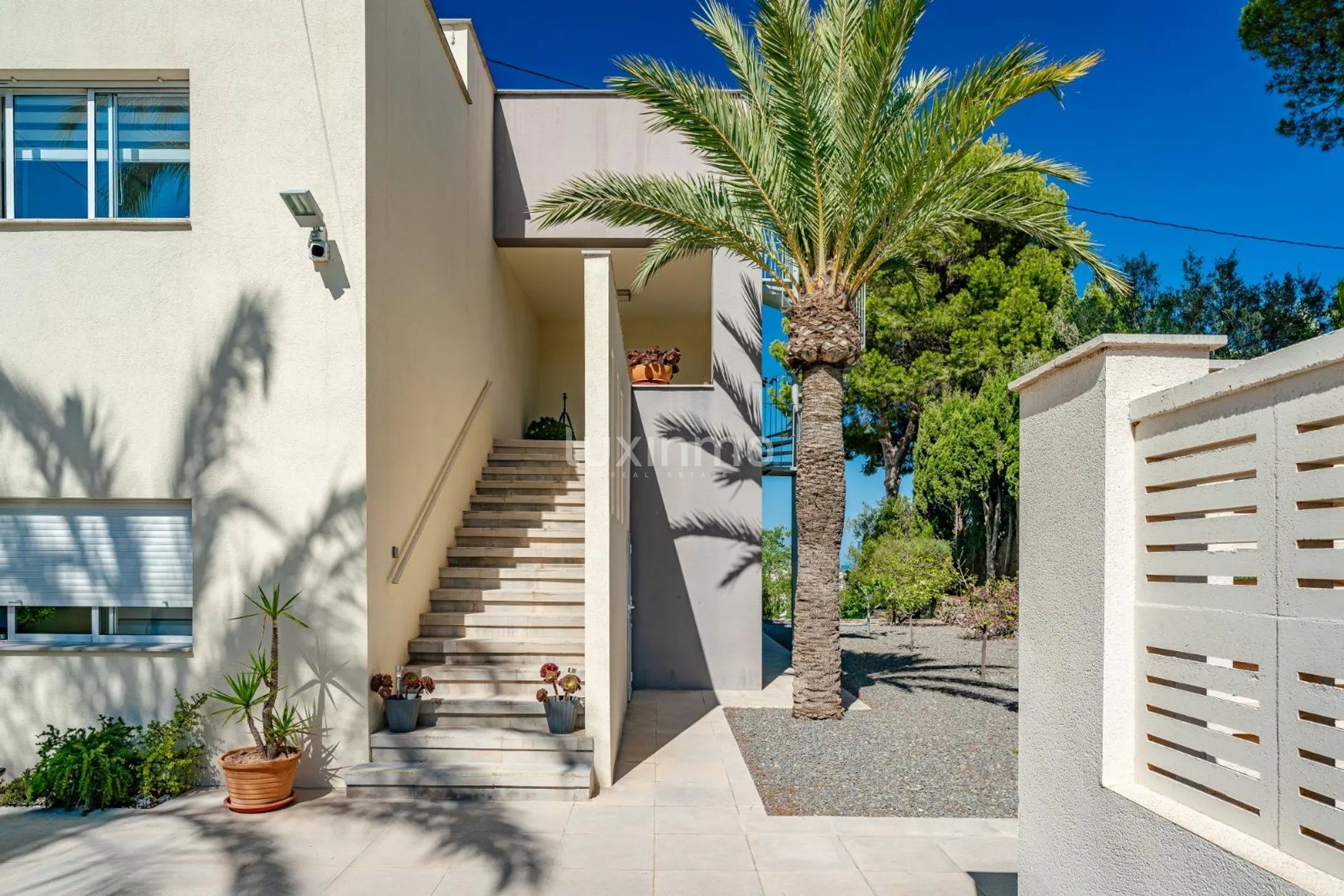 Moderne Villa mit Gästewohnung und Panoramablick auf das Meer in Calpe — photo 36