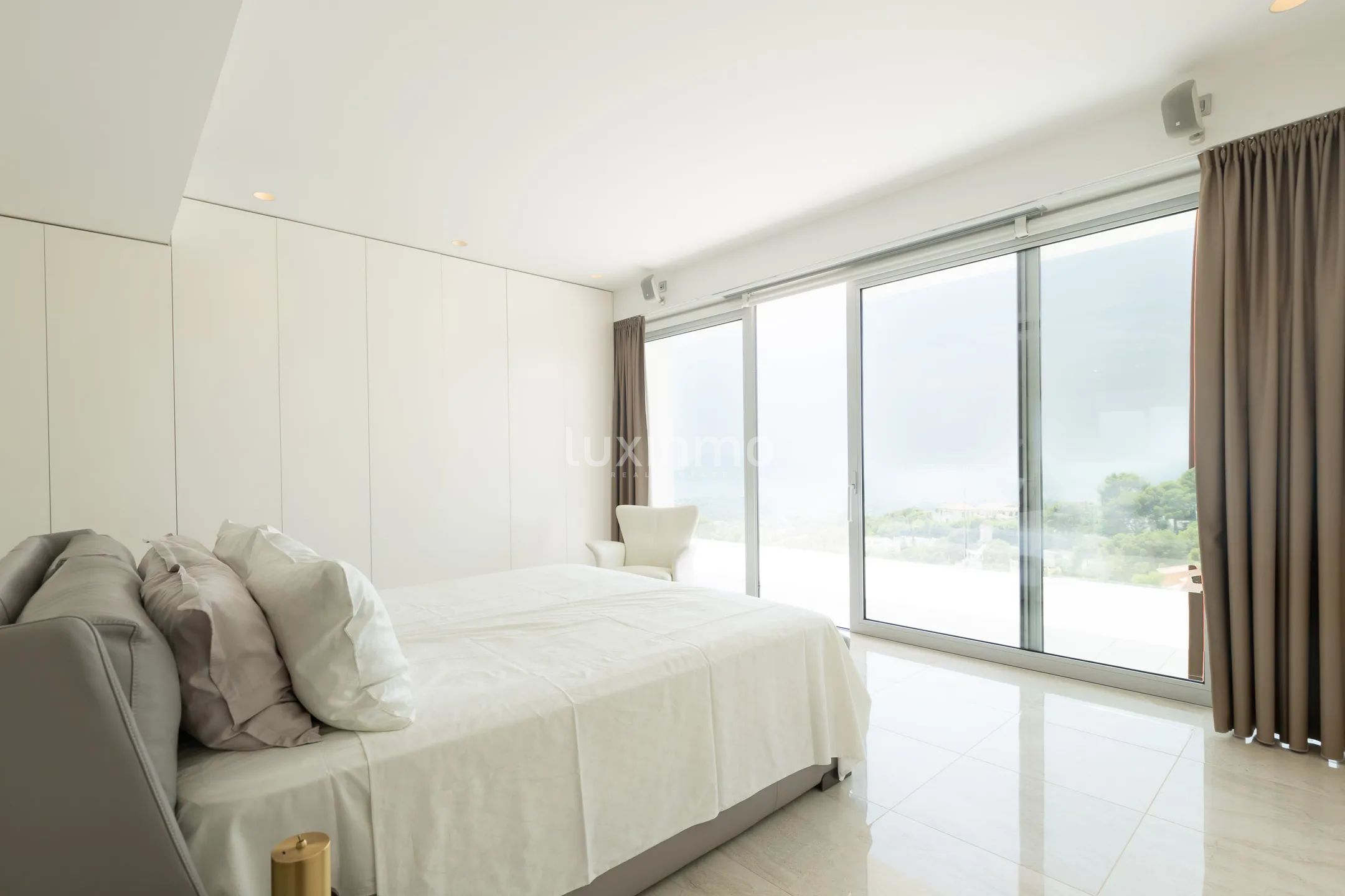 Exclusive villa in Altea with panoramic sea views — photo 34