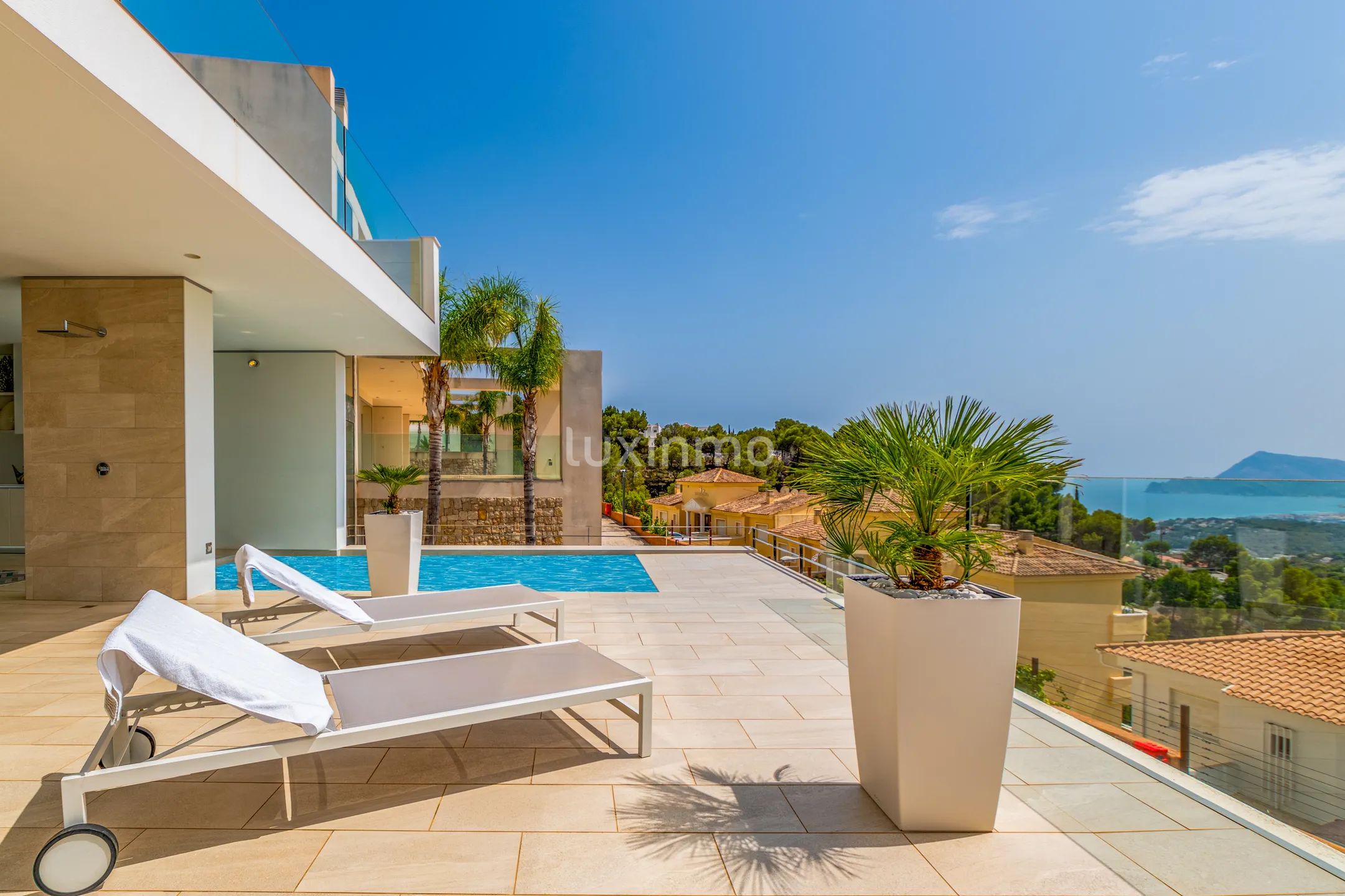 Exclusive villa in Altea with panoramic sea views — photo 3