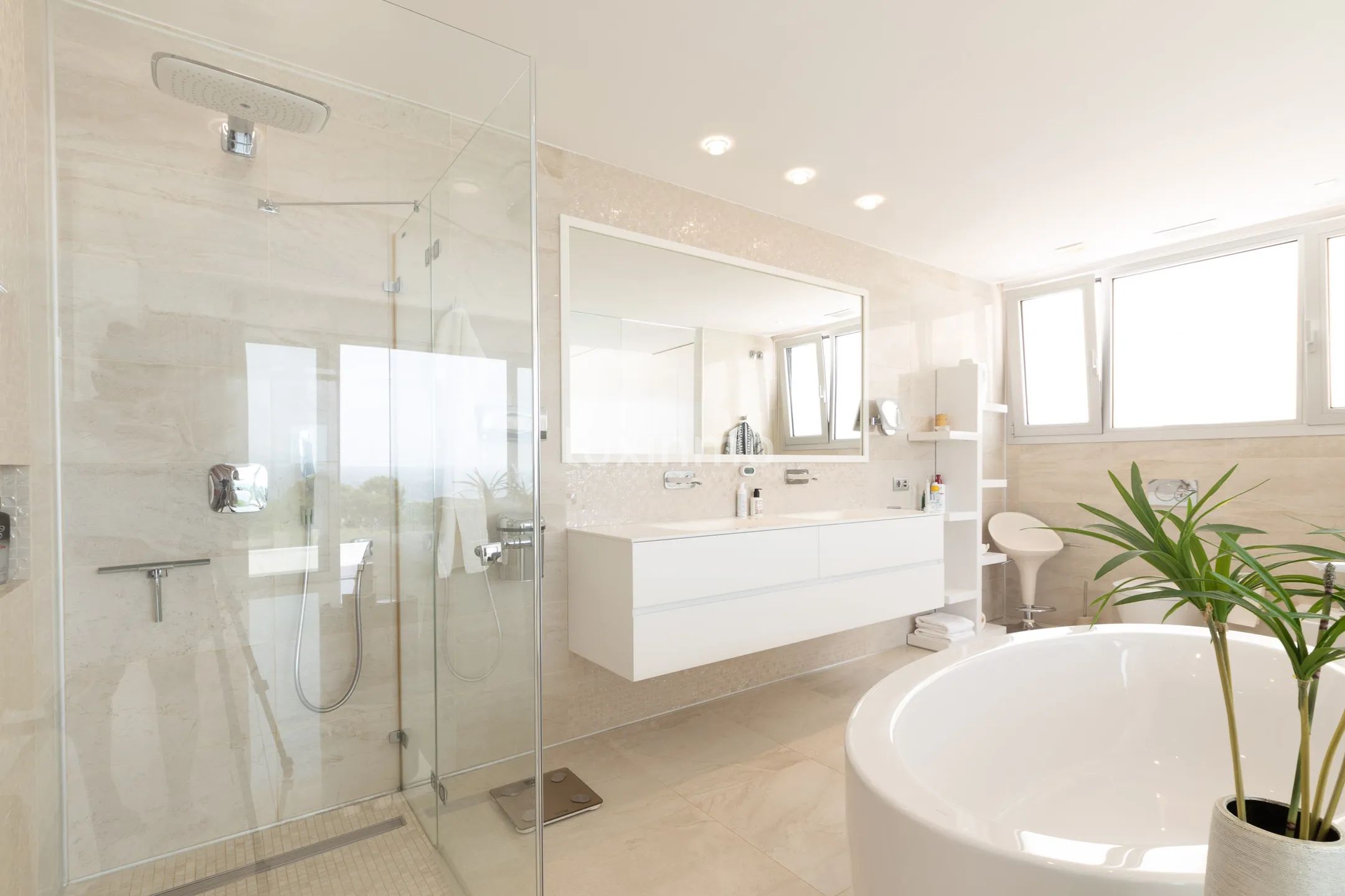 Exclusive villa in Altea with panoramic sea views — photo 40