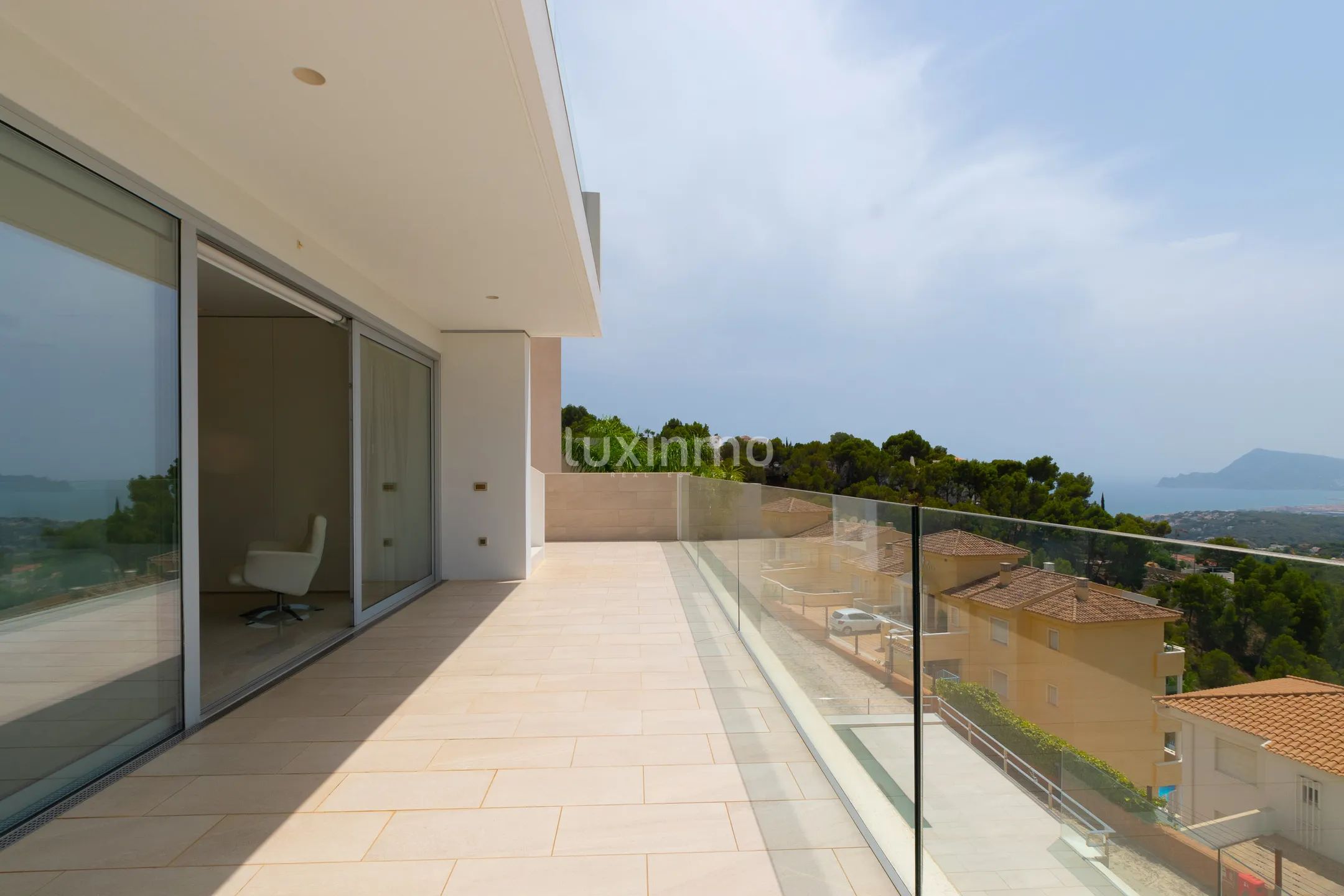 Exclusive villa in Altea with panoramic sea views — photo 35
