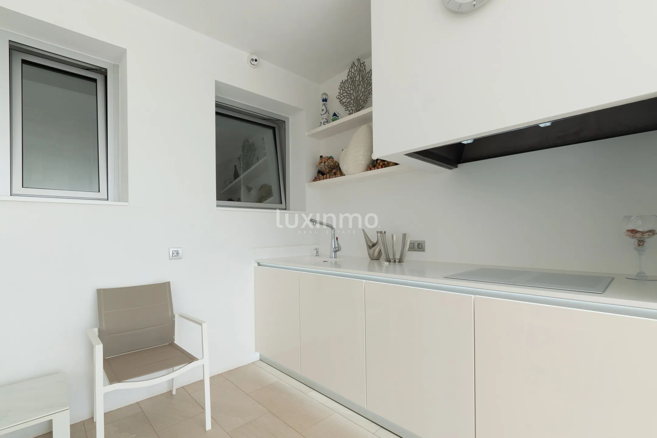 Exclusive villa in Altea with panoramic sea views — photo 11