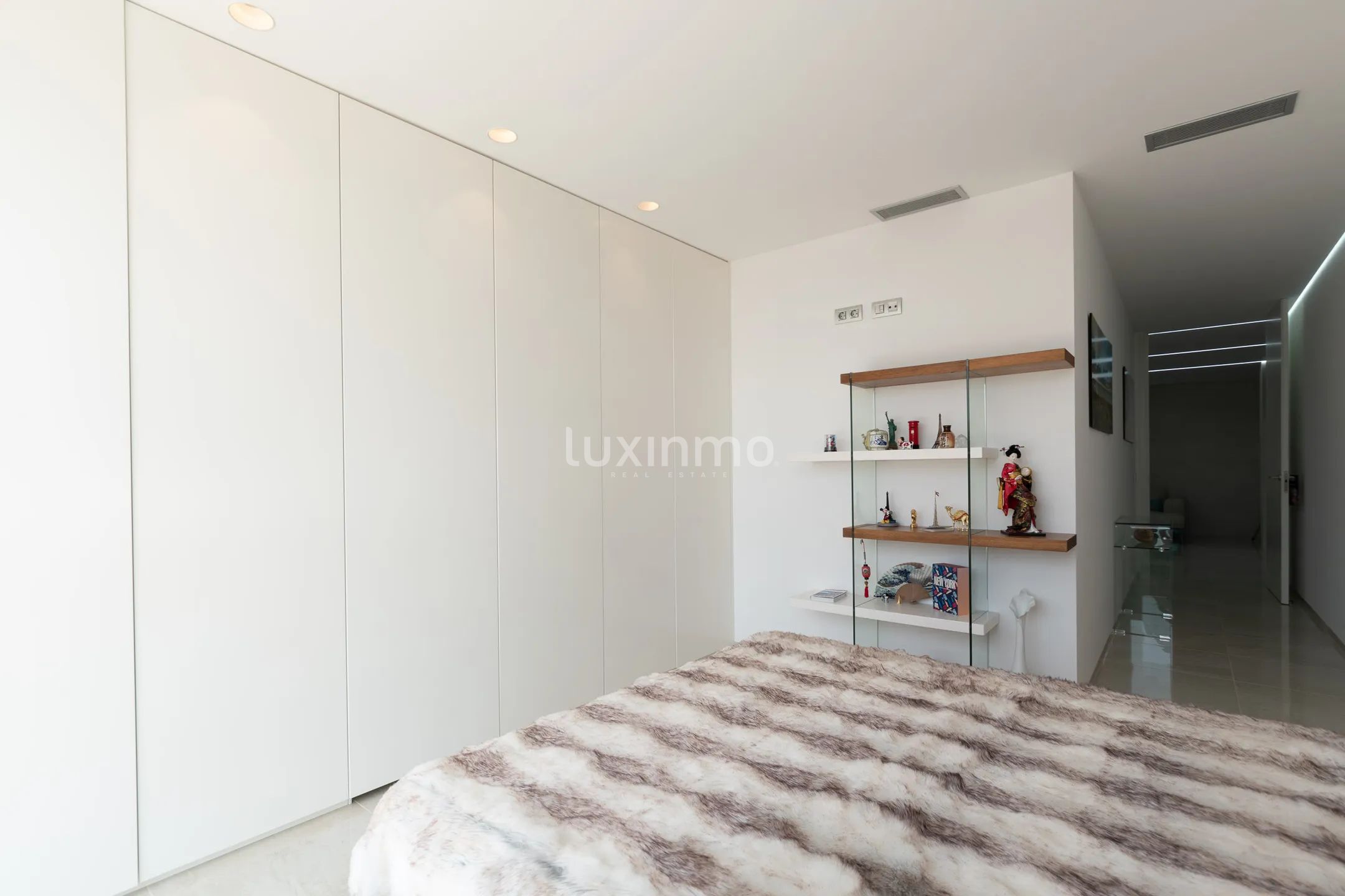 Exclusive villa in Altea with panoramic sea views — photo 59