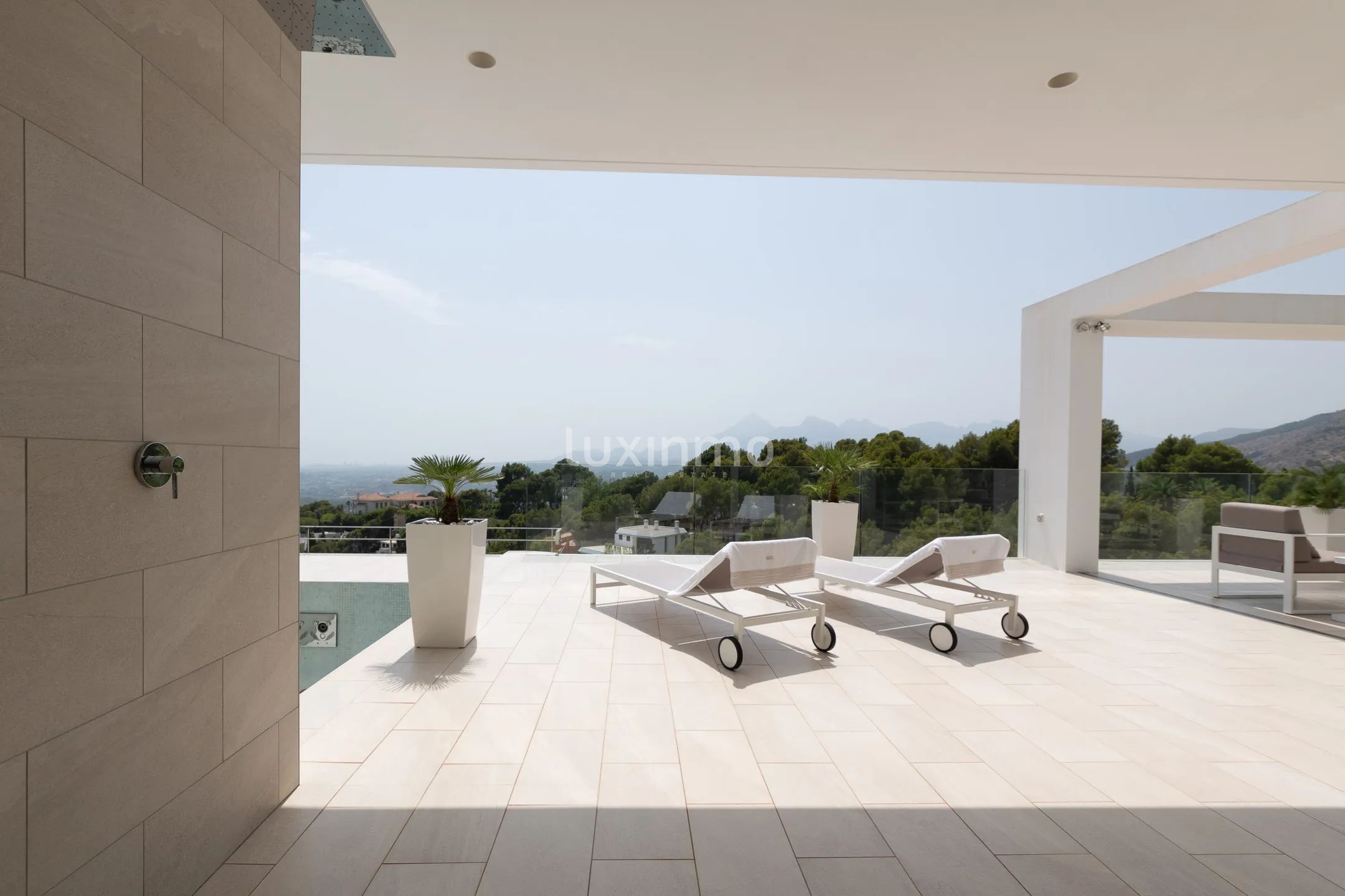 Exclusive villa in Altea with panoramic sea views — photo 7