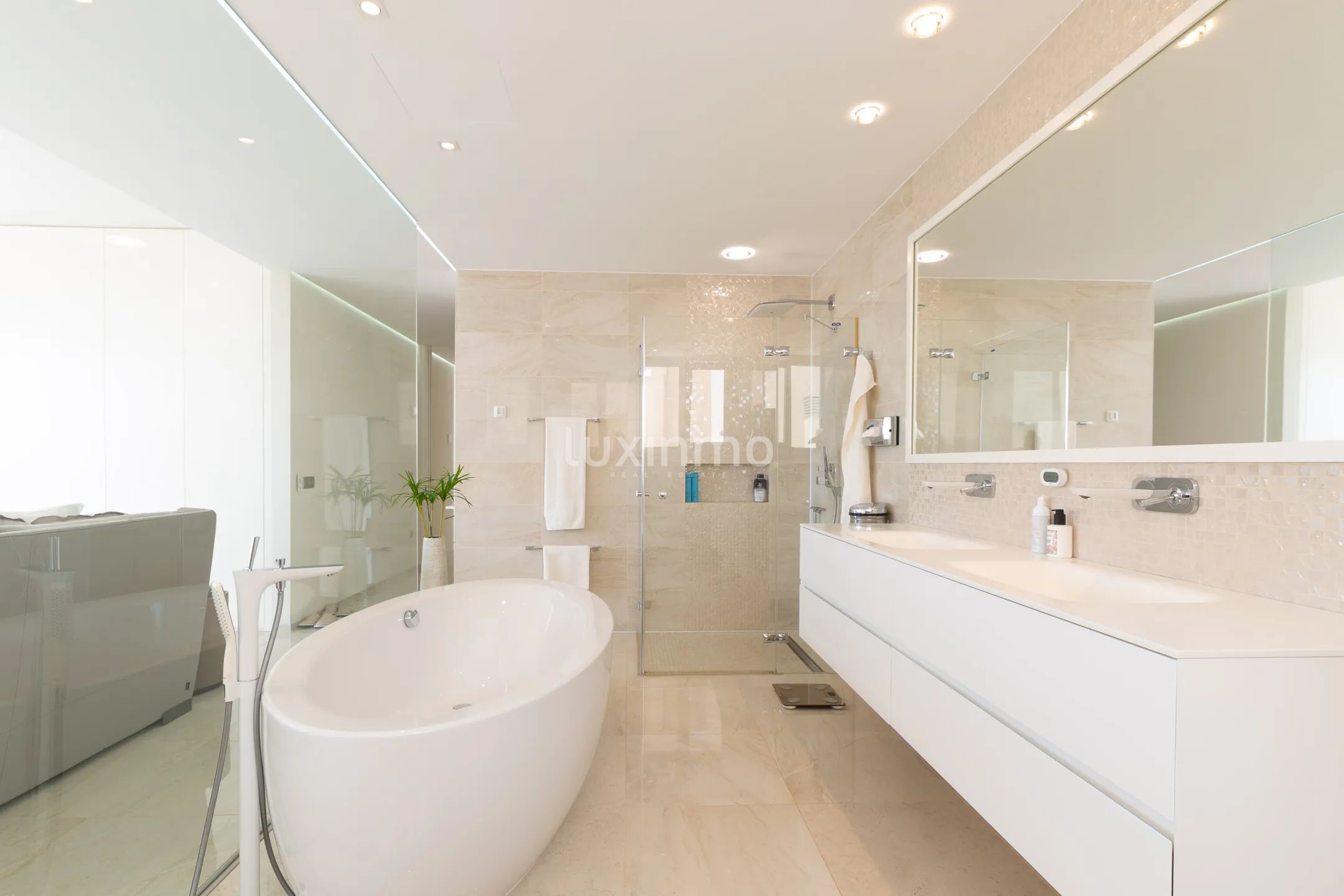 Exclusive villa in Altea with panoramic sea views — photo 39