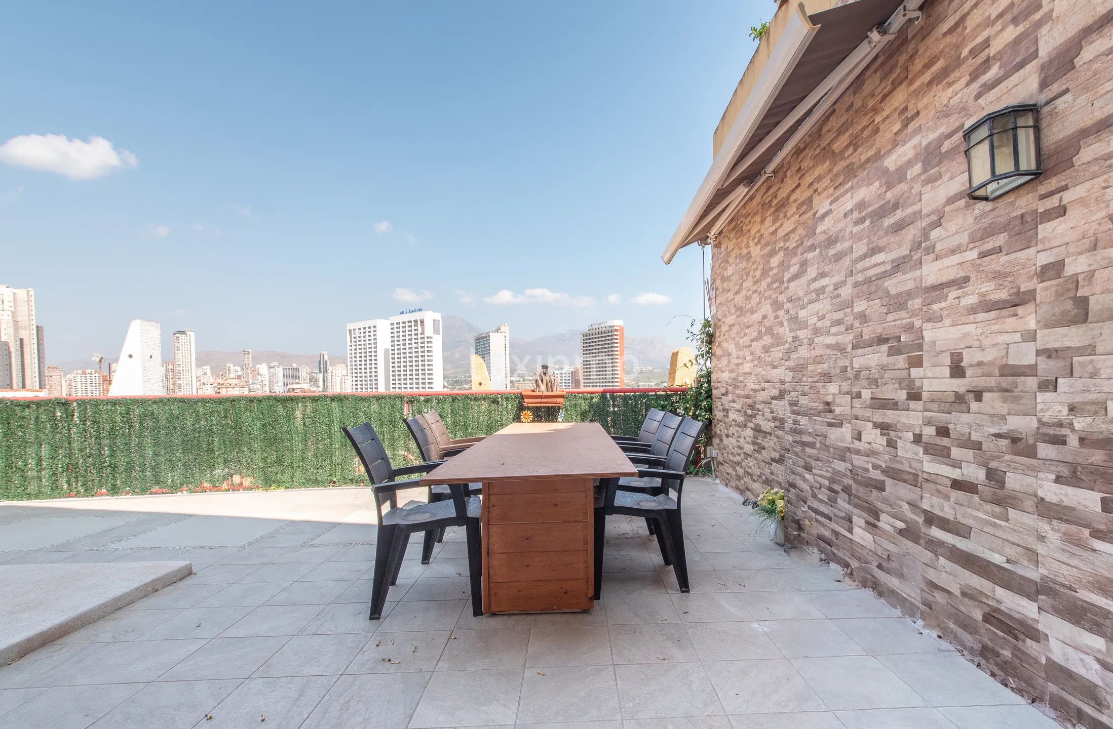 Halfvrijstaande woning met privézwembad te huur — photo 3