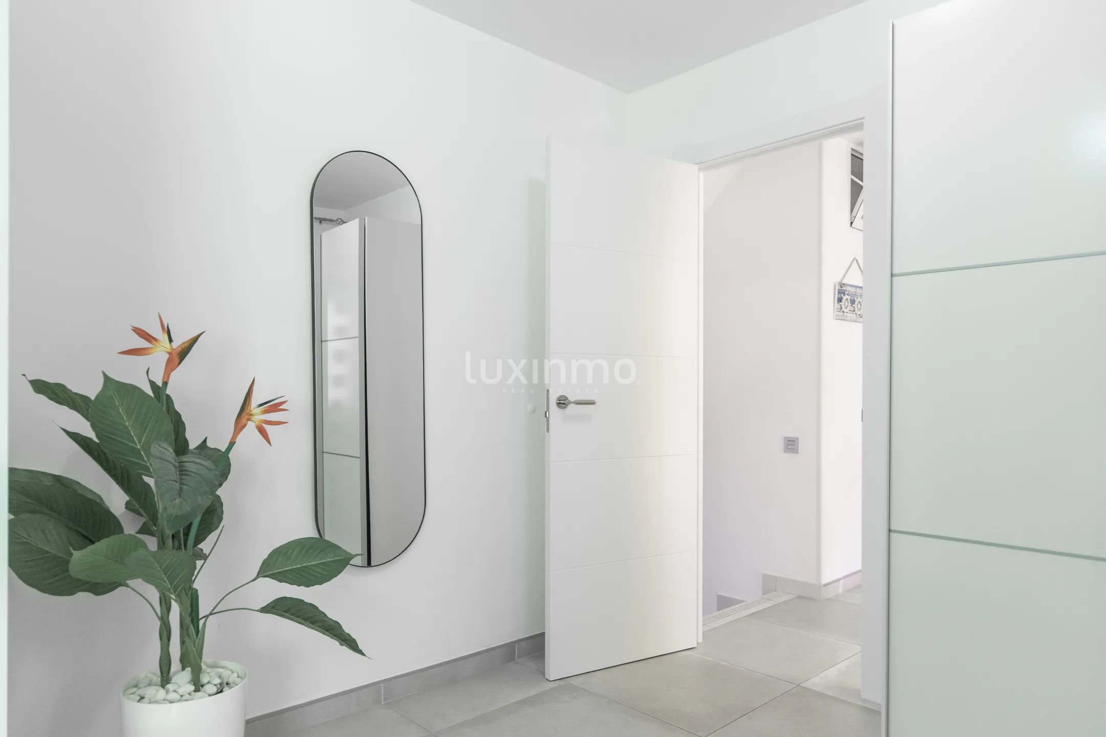 Halfvrijstaande woning met privézwembad te huur — photo 7