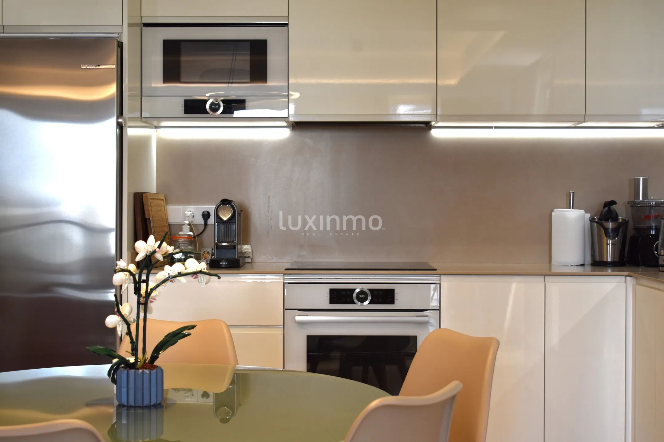 Remodelled Modern 4-Bedroom Apartment in the hart of Ibiza — photo 2