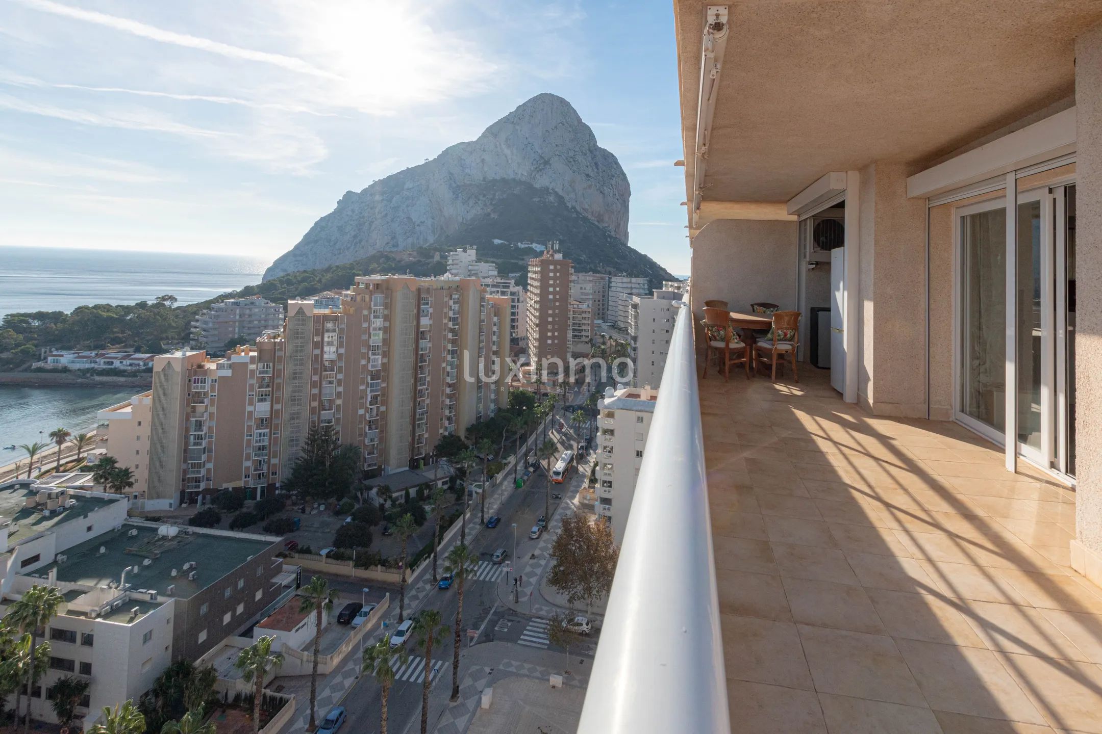 Se vende piso con vistas despejadas al mar en Calpe