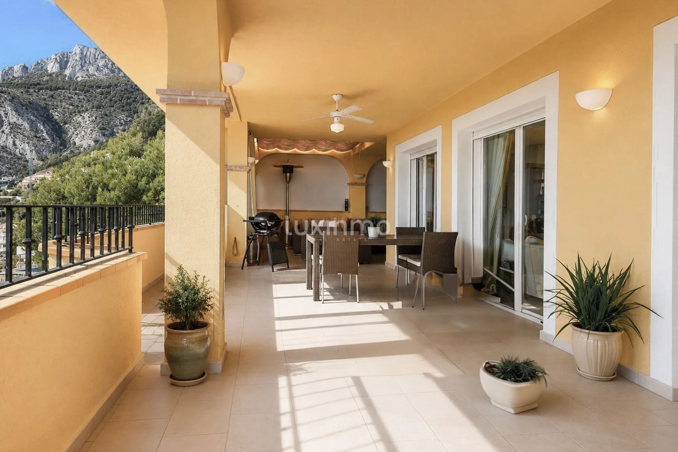 Detached 5 bedroom villa with panoramic sea views and pool in Altea Hills — photo 6
