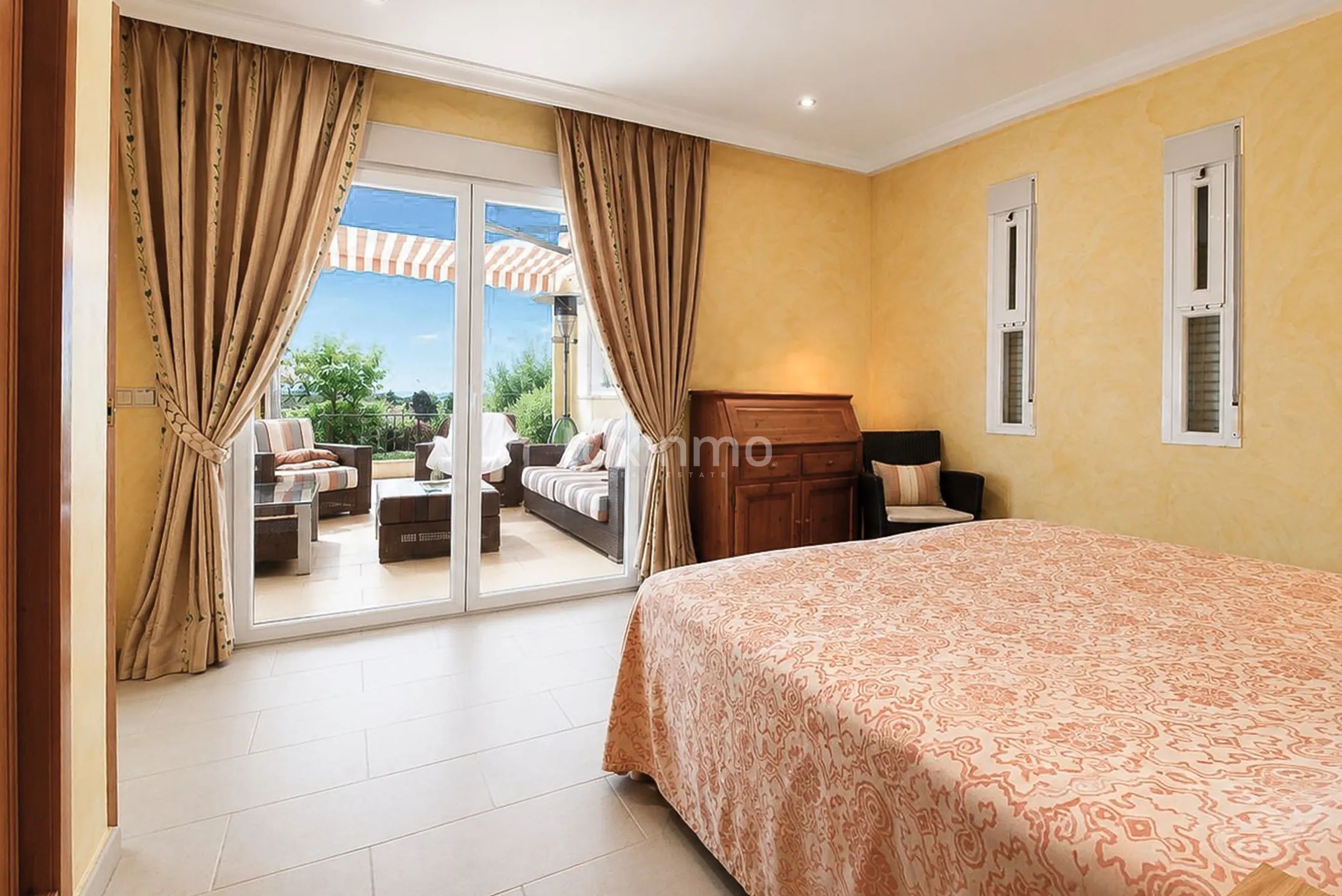 Detached 5 bedroom villa with panoramic sea views and pool in Altea Hills — photo 11