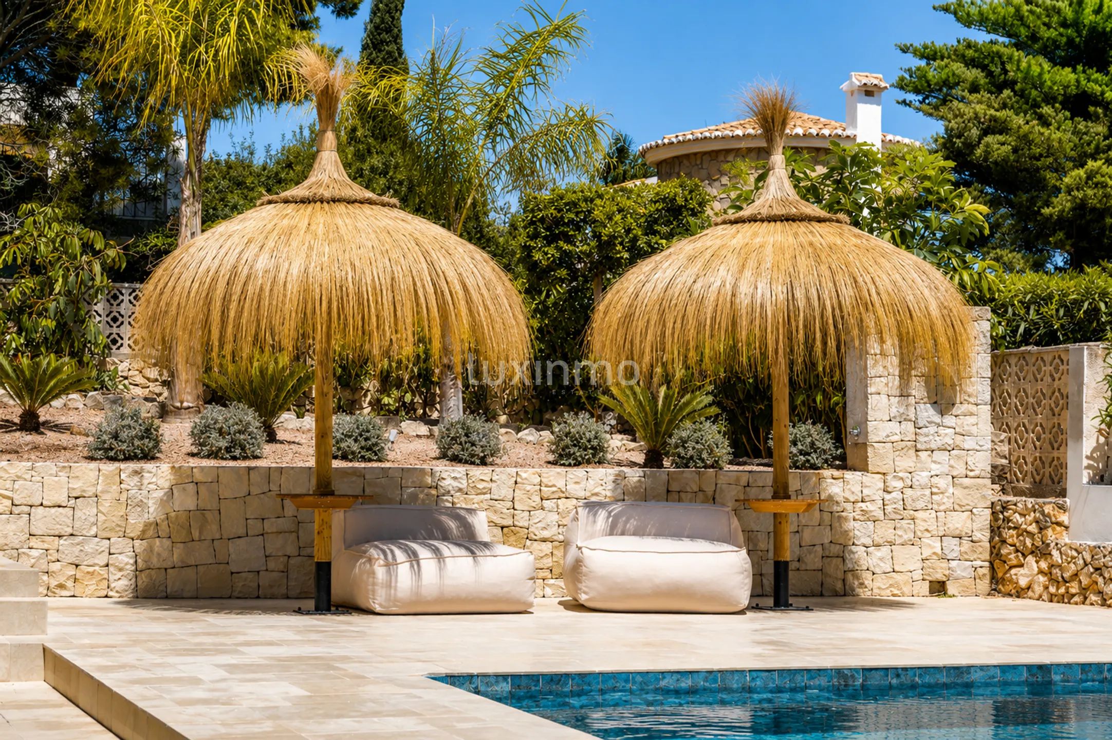 4-bedroom villa with sea views in Jávea — photo 17
